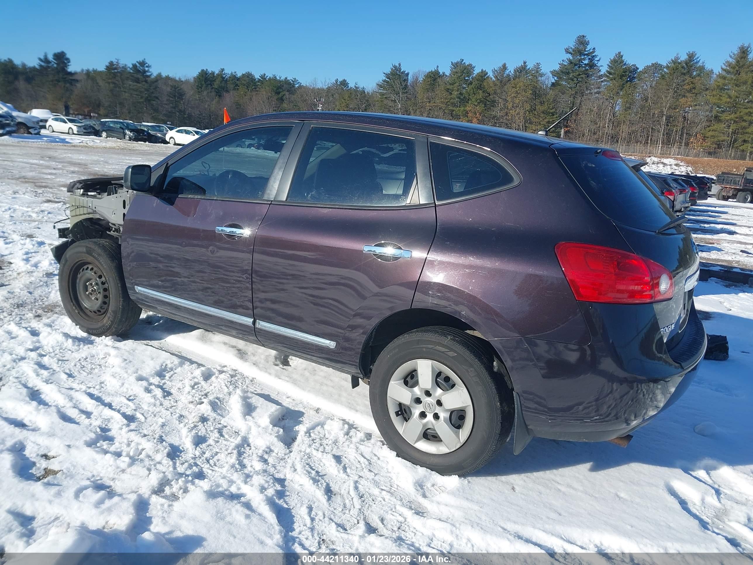 NISSAN ROGUE image 3