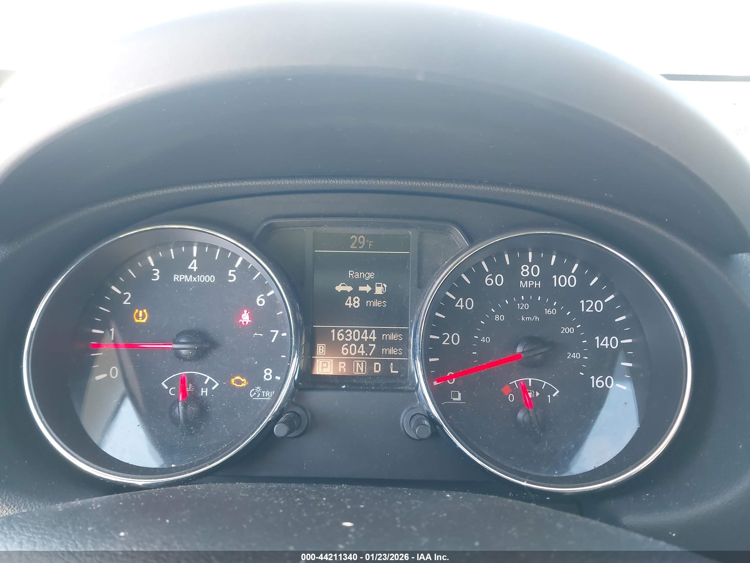 NISSAN ROGUE image 7