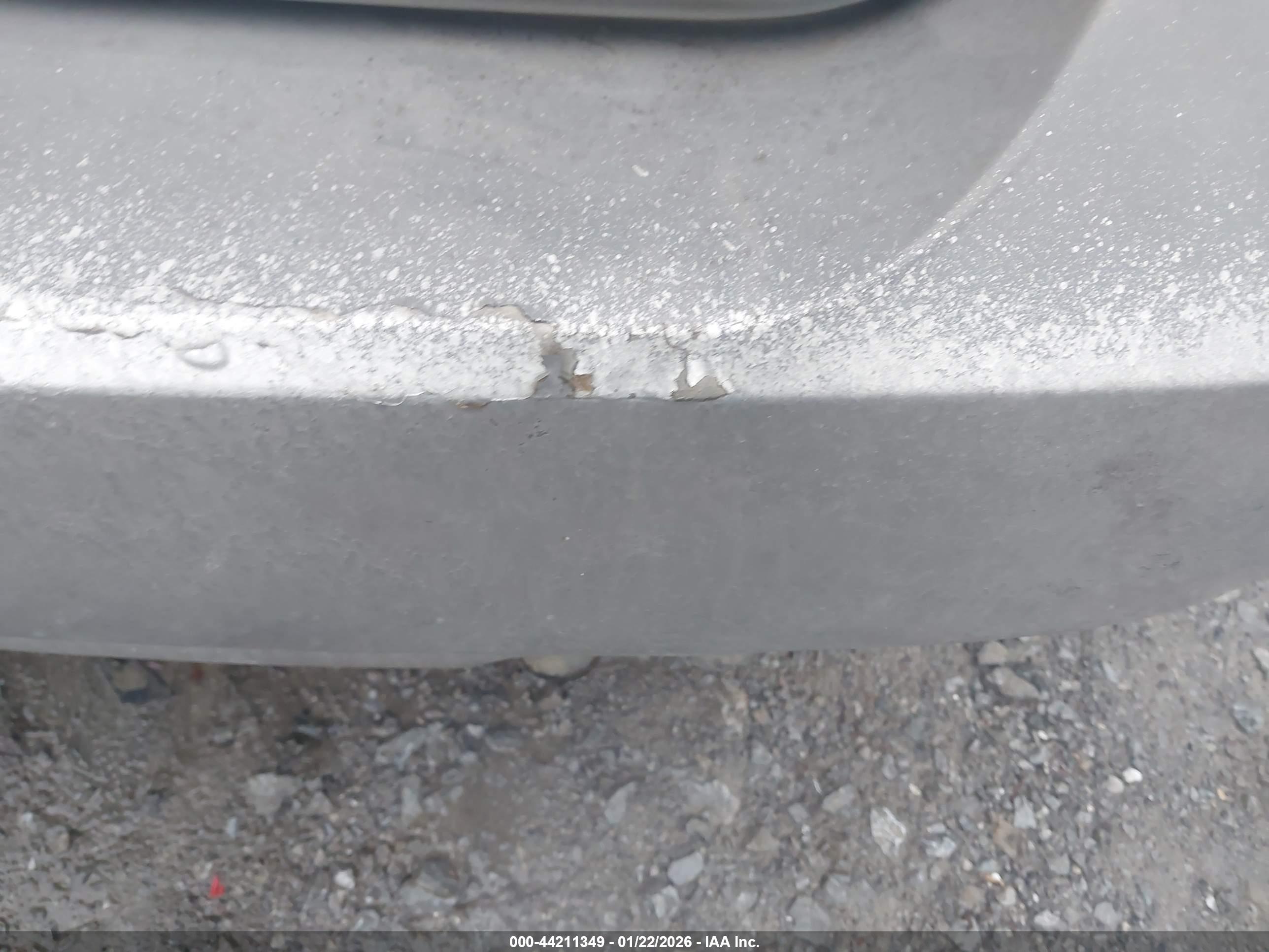 FORD FUSION image 6