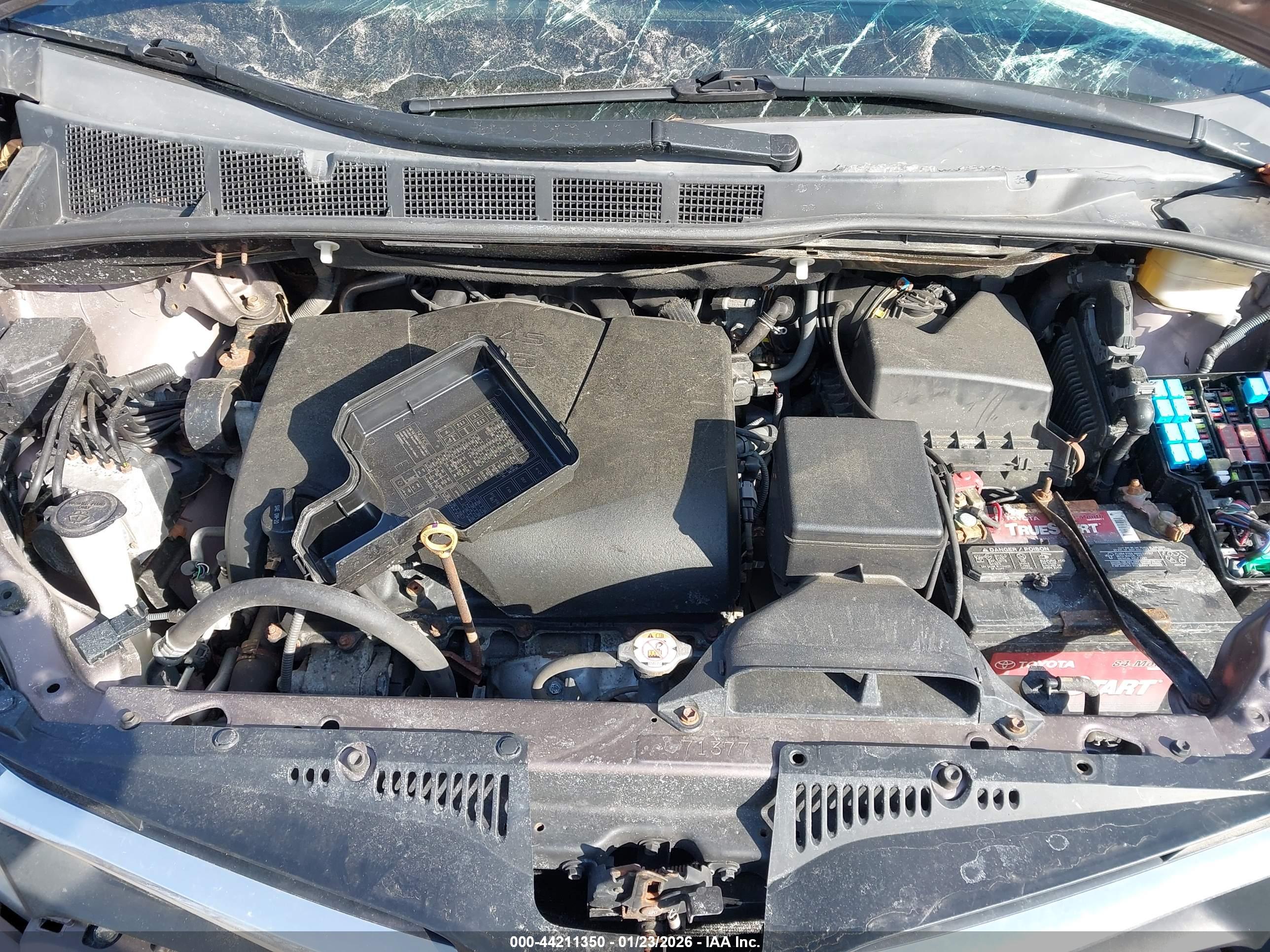 TOYOTA SIENNA image 10
