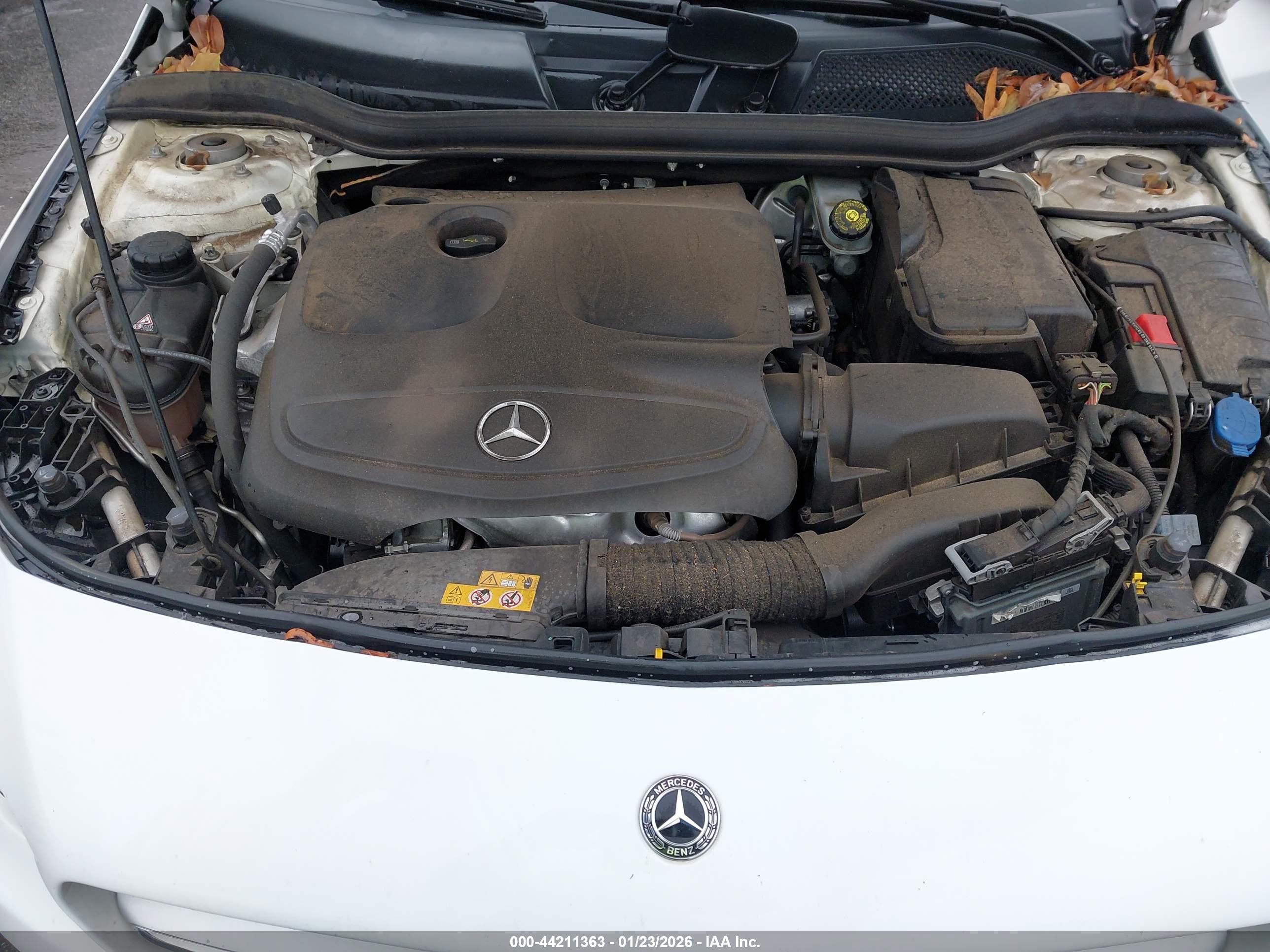 MERCEDES-BENZ CLA image 10
