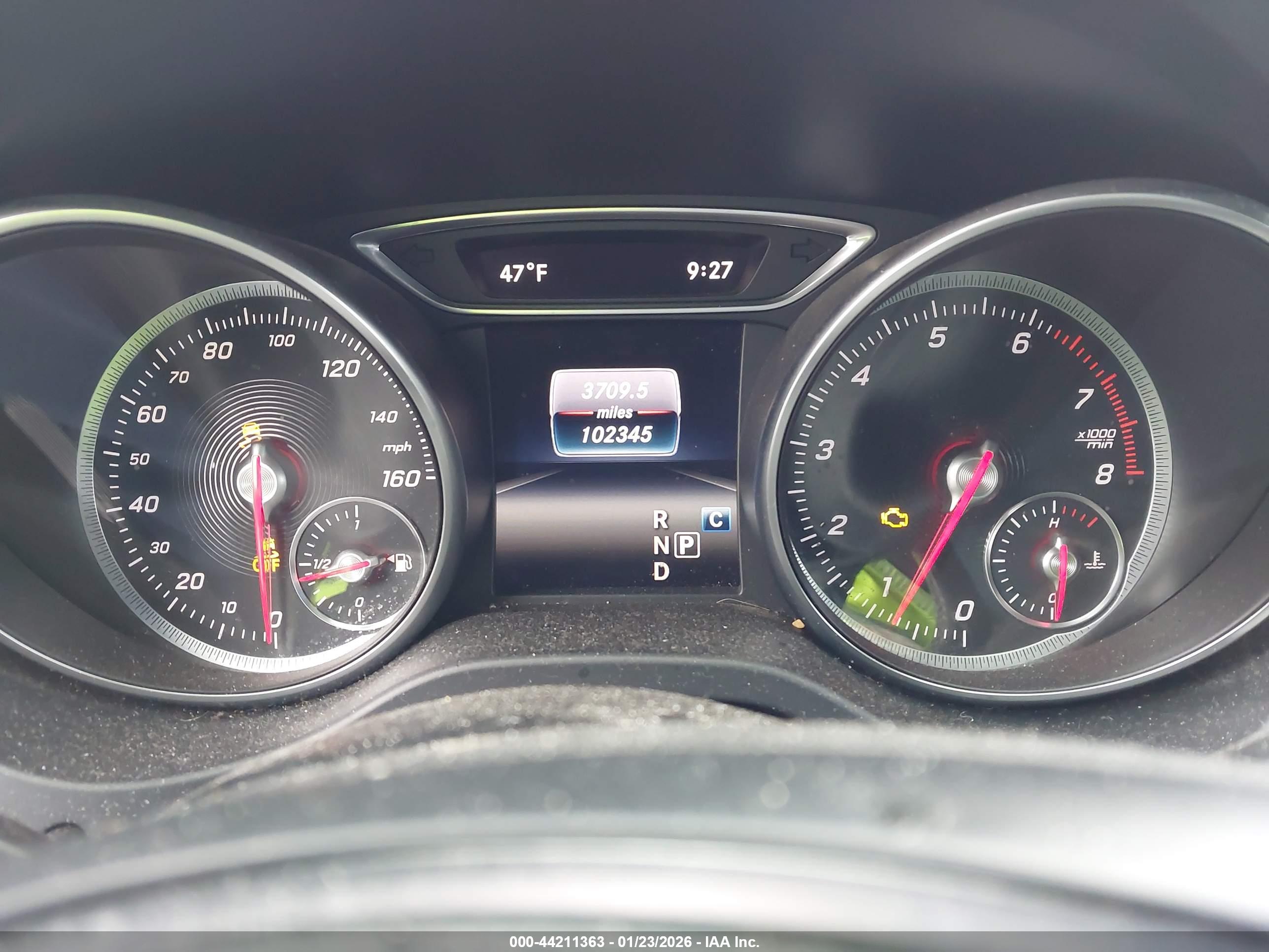 MERCEDES-BENZ CLA image 7