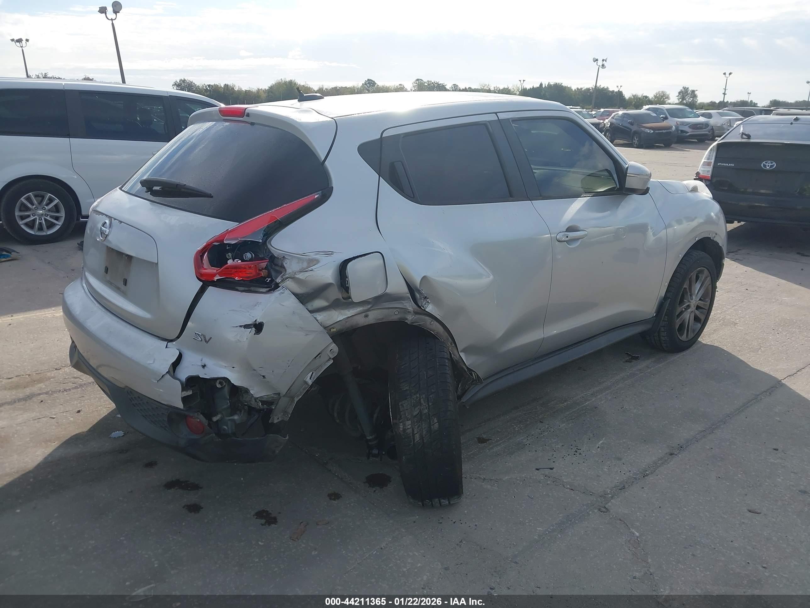NISSAN JUKE image 4