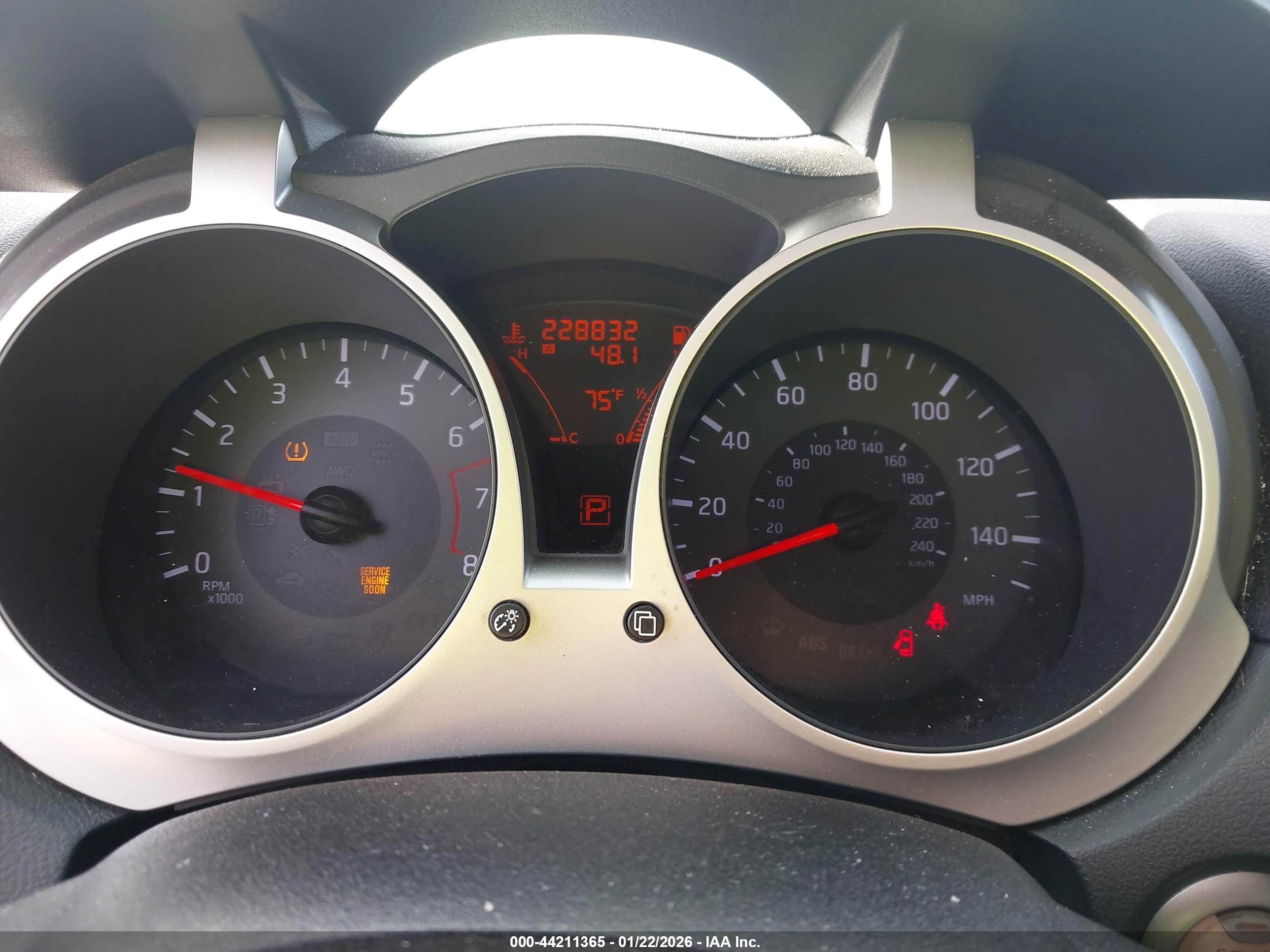 NISSAN JUKE image 7