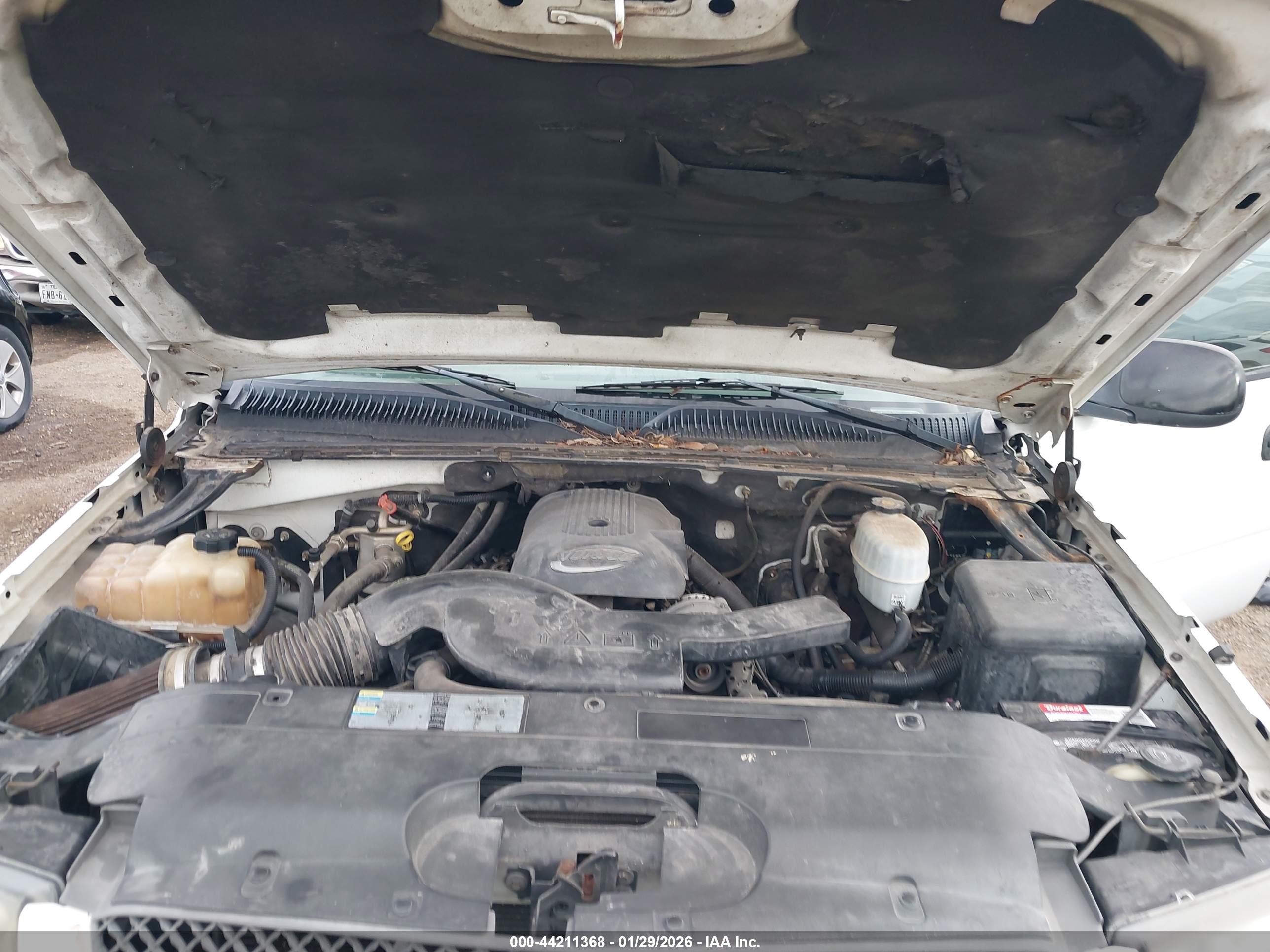 CHEVROLET AVALANCHE image 10