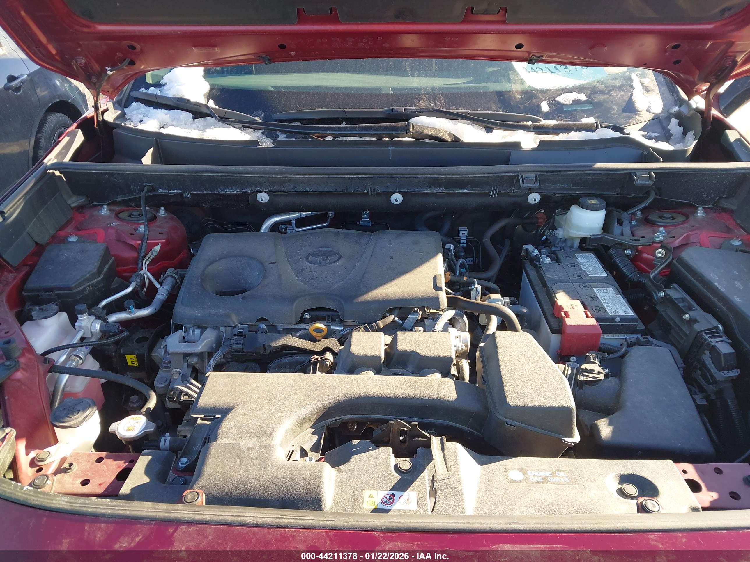 TOYOTA RAV4 image 10