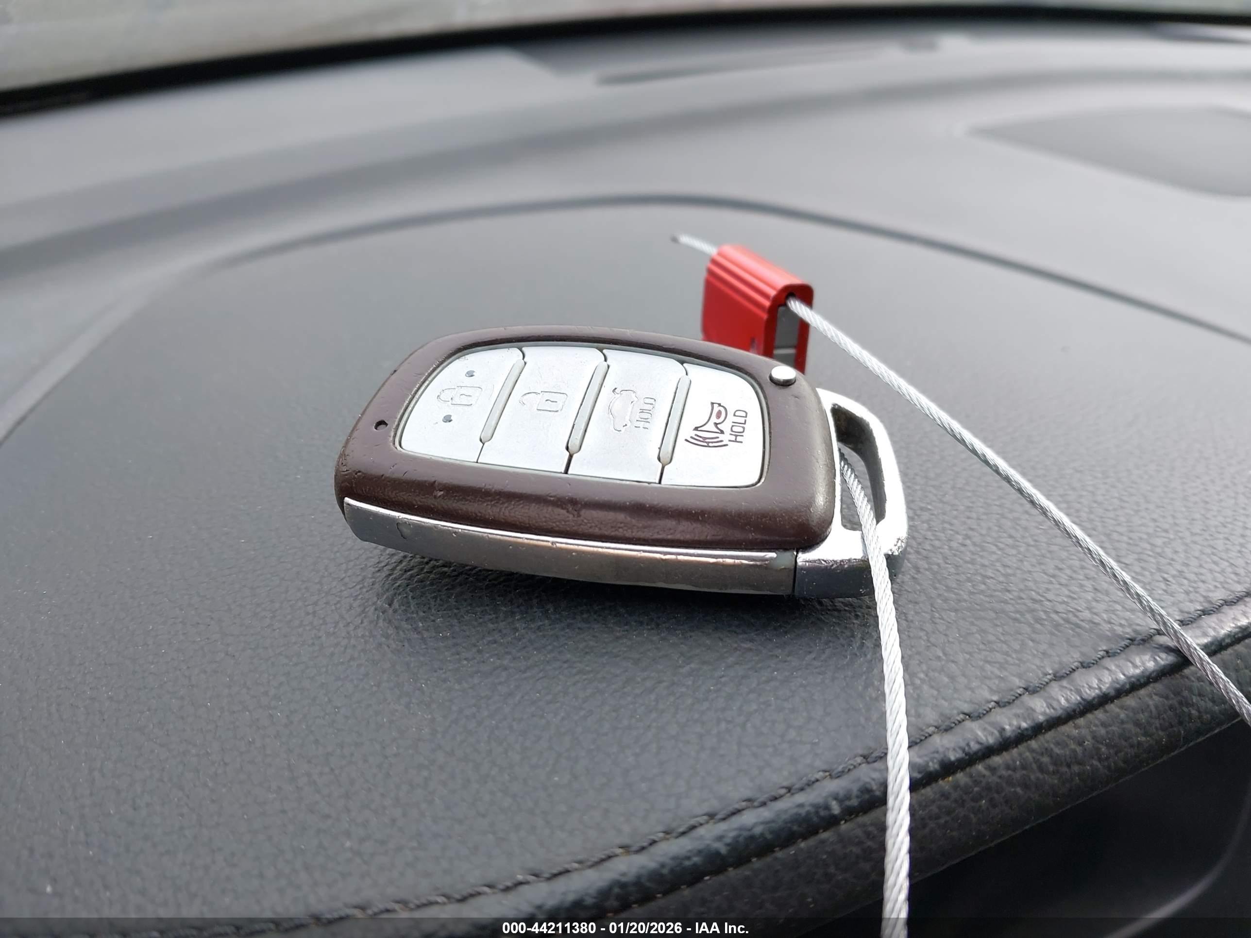 HYUNDAI SONATA image 11