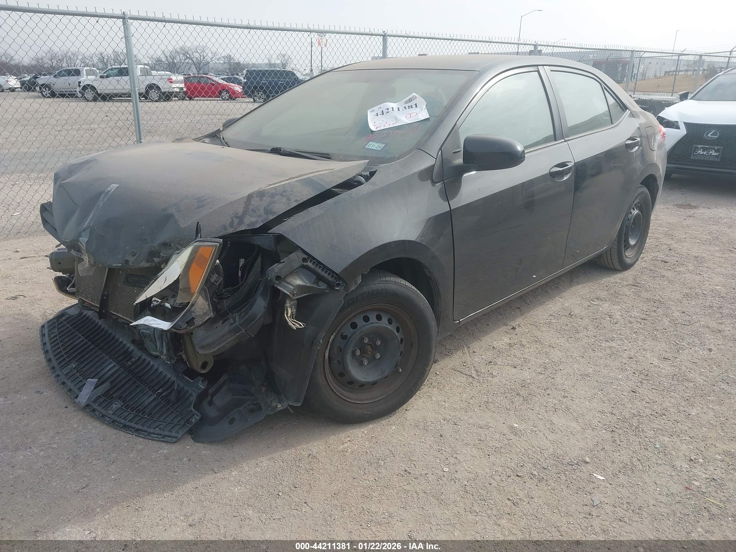 TOYOTA COROLLA image 2