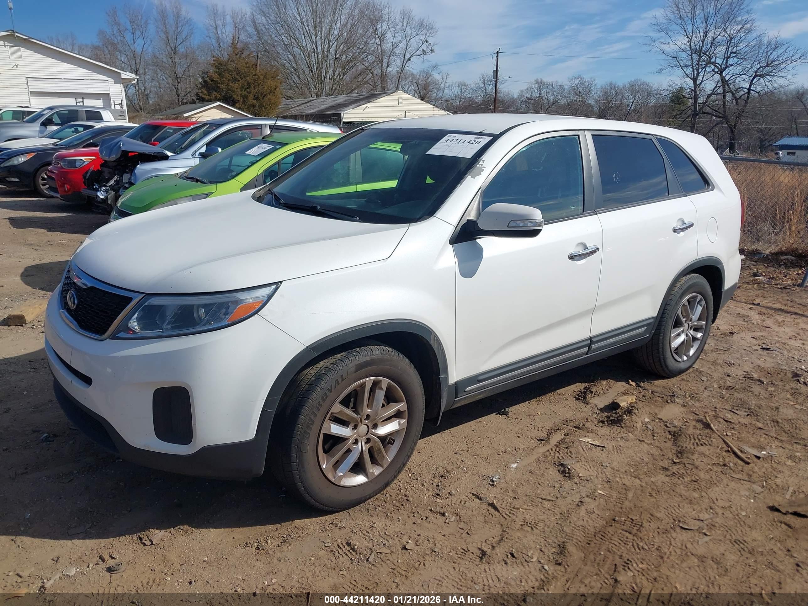 KIA SORENTO image 2