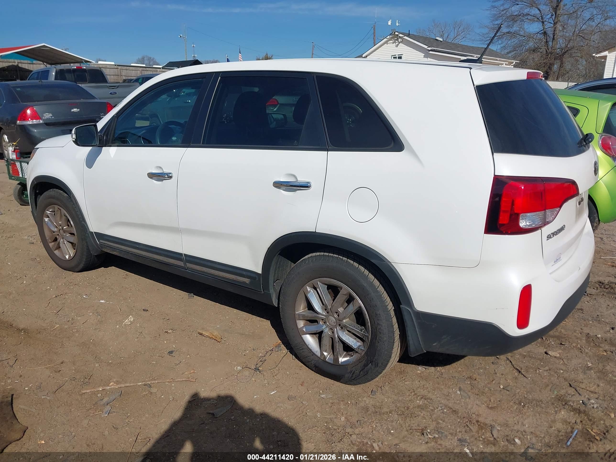 KIA SORENTO image 3