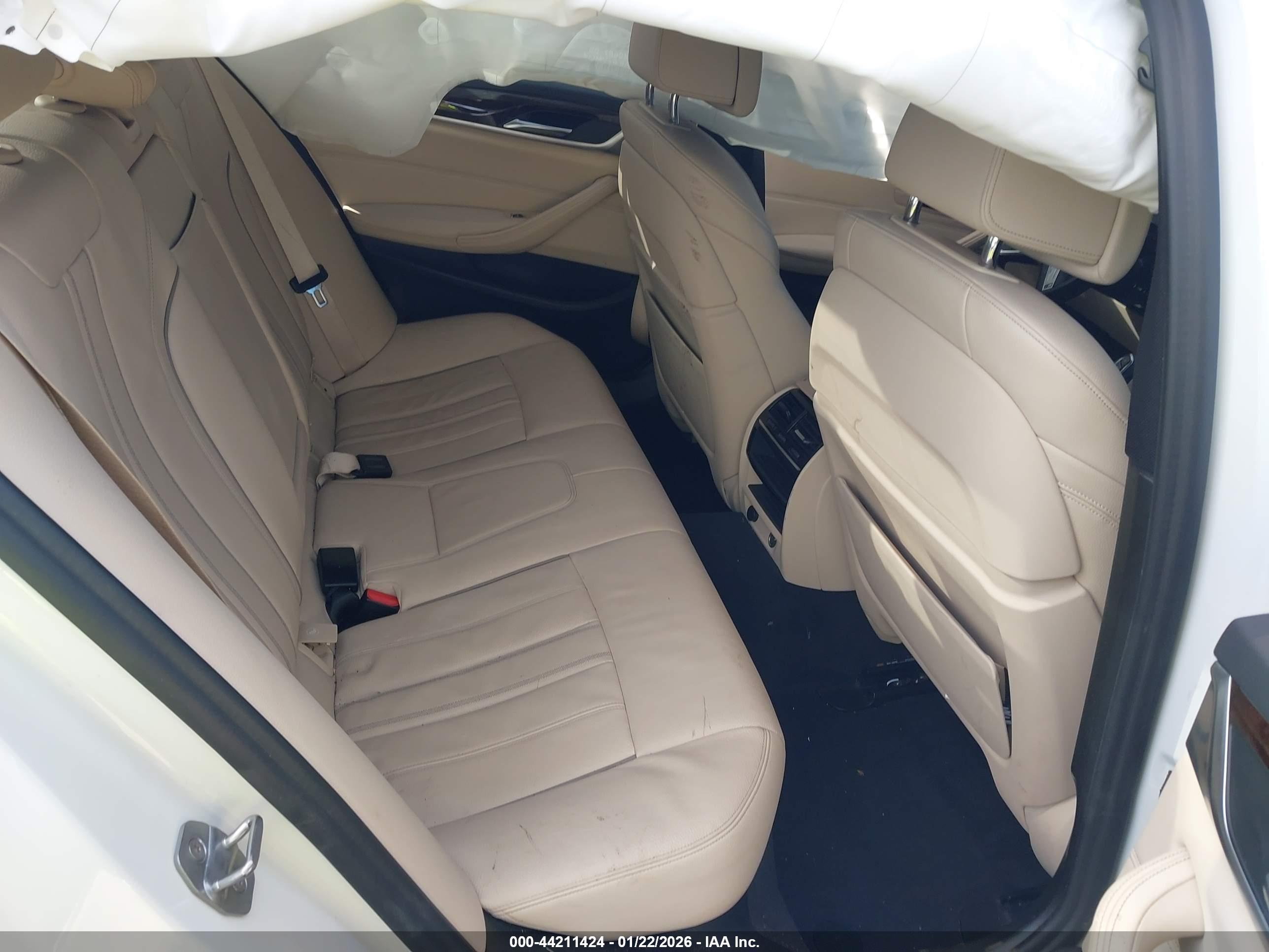 BMW 540I image 8