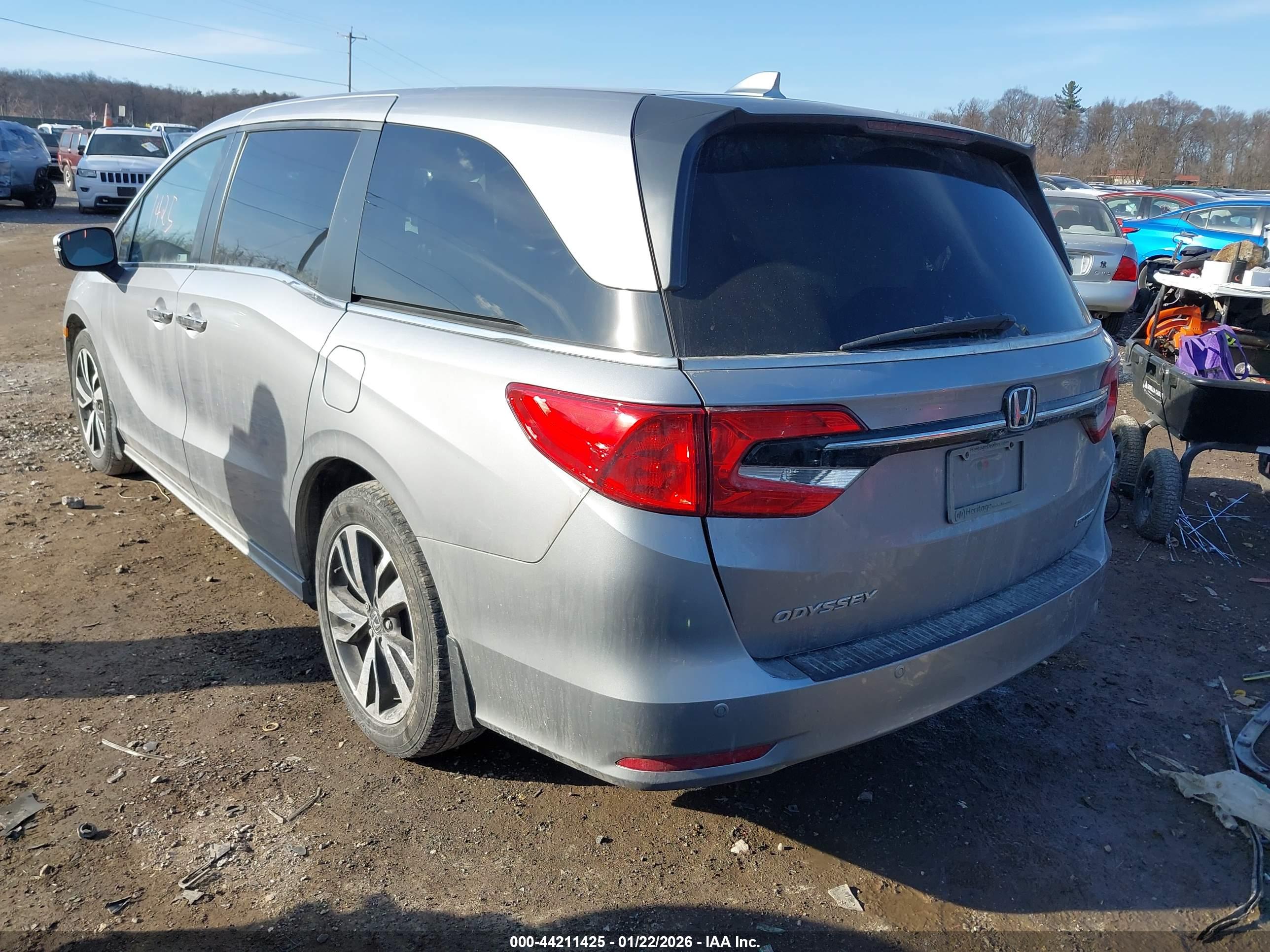 HONDA ODYSSEY image 3