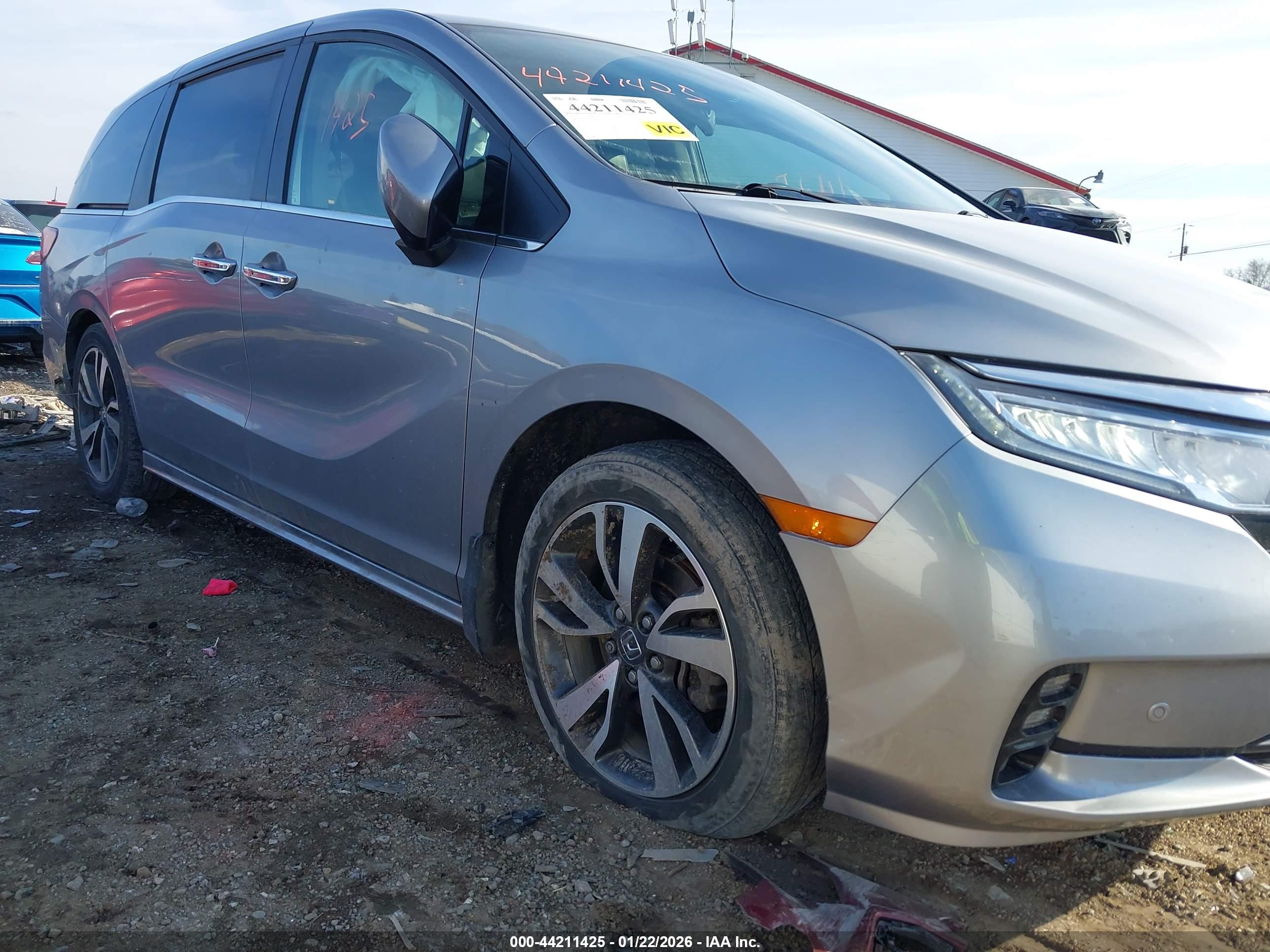 HONDA ODYSSEY image 6