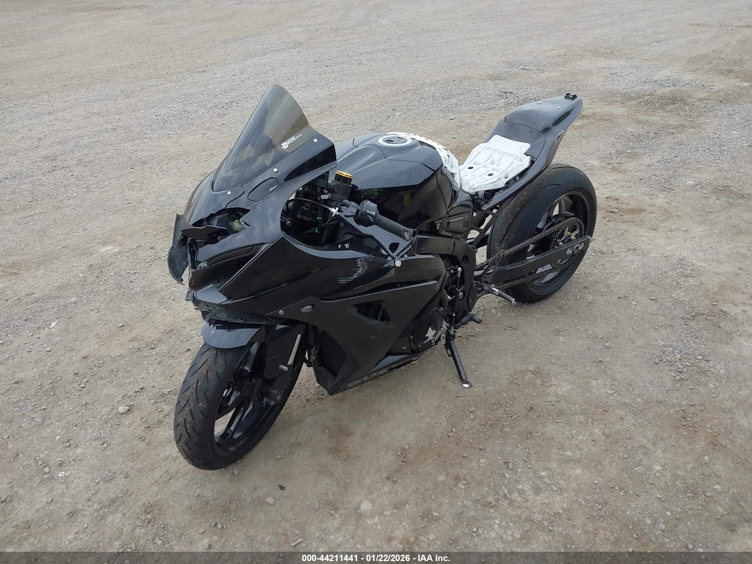 SUZUKI GSX-R1000 image 2
