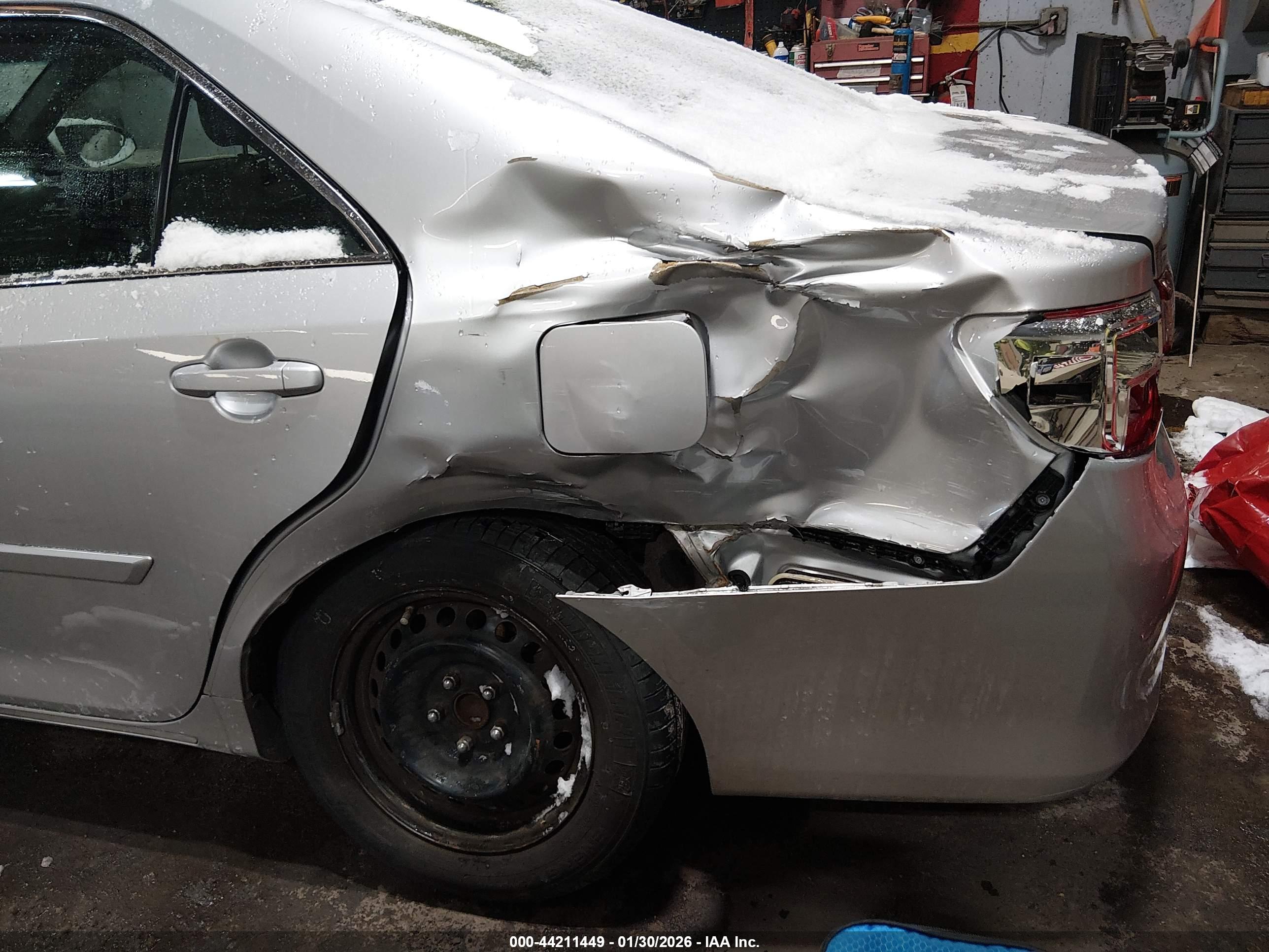 TOYOTA CAMRY image 6