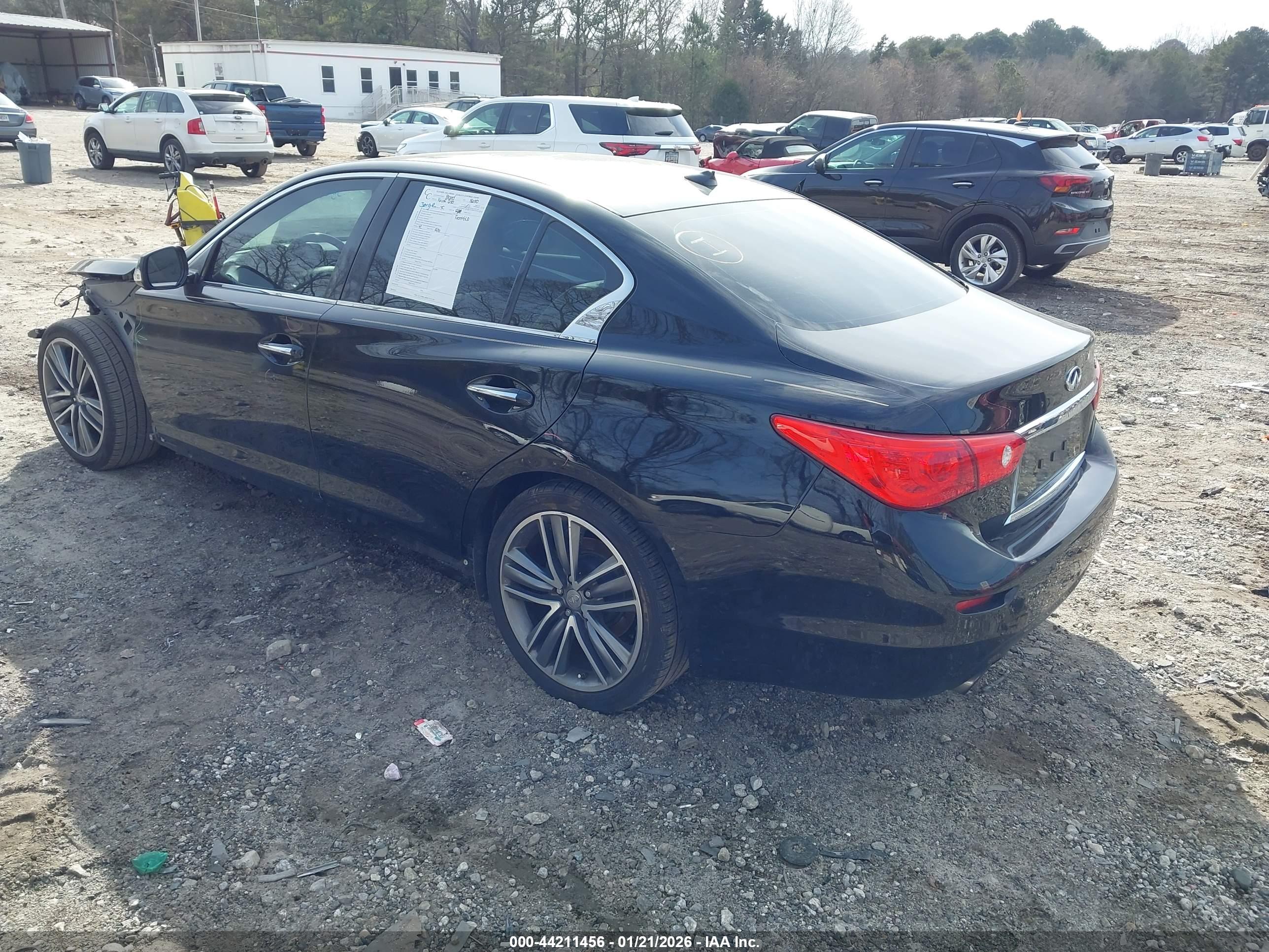 INFINITI Q50 image 3