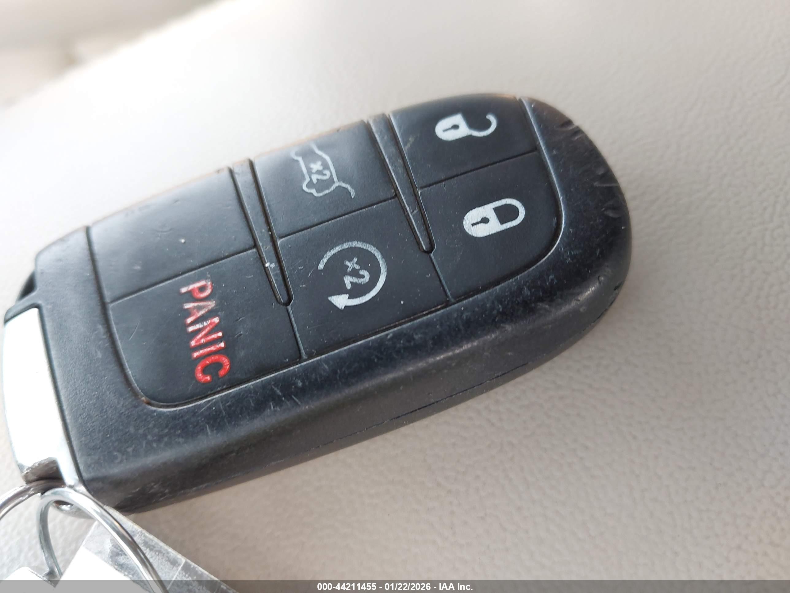 JEEP GRAND image 11