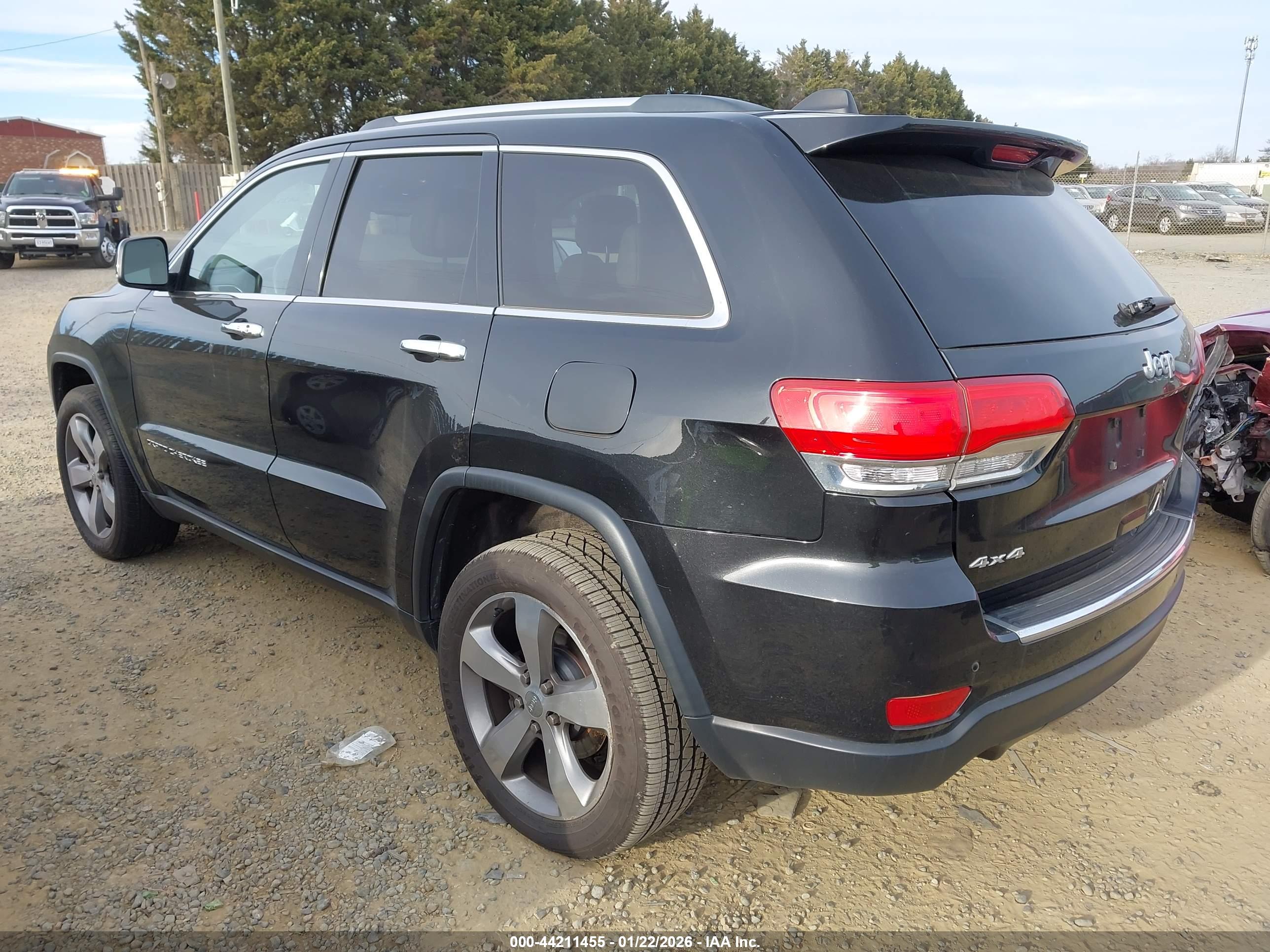 JEEP GRAND image 3