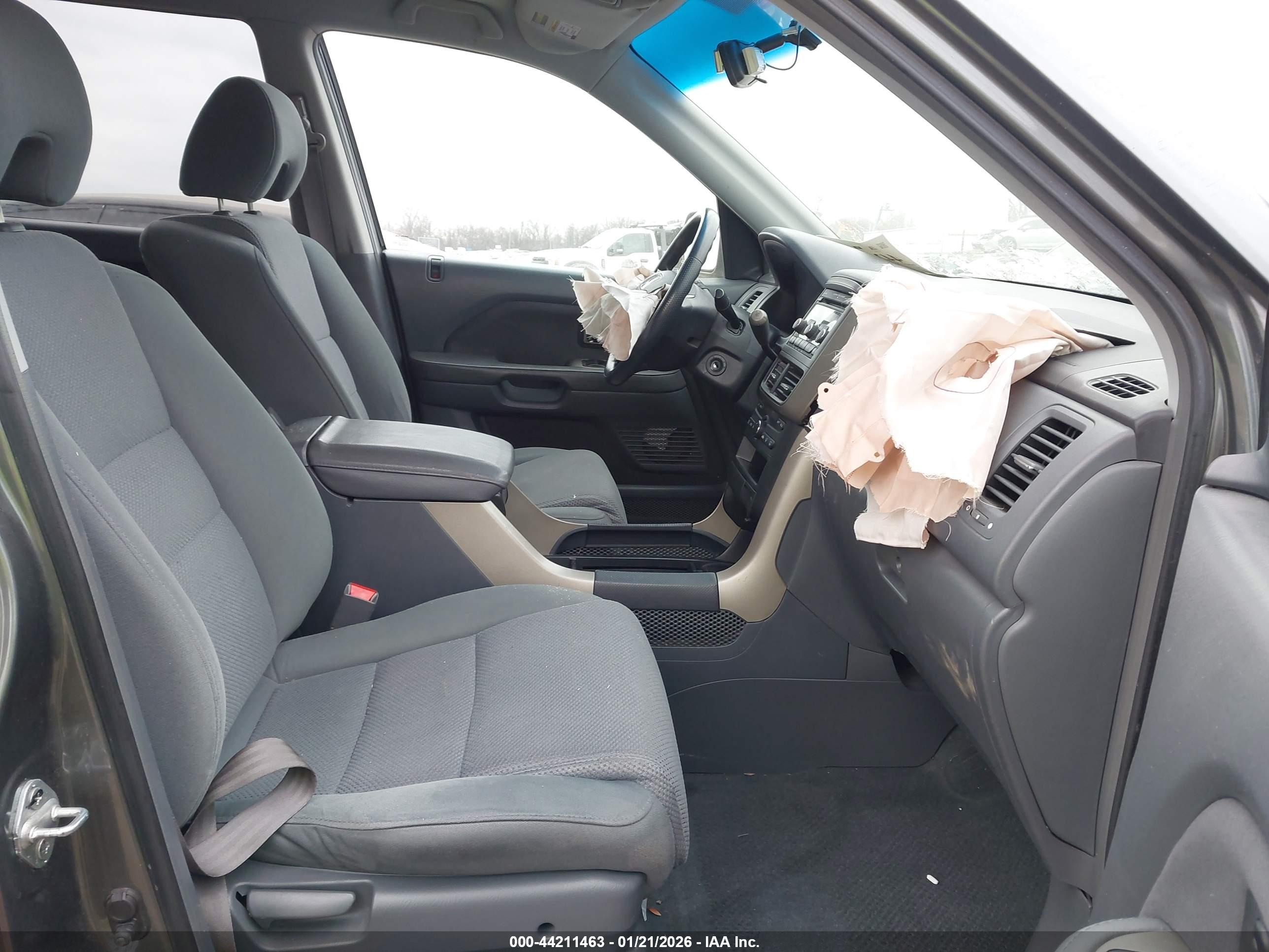 HONDA PILOT image 5