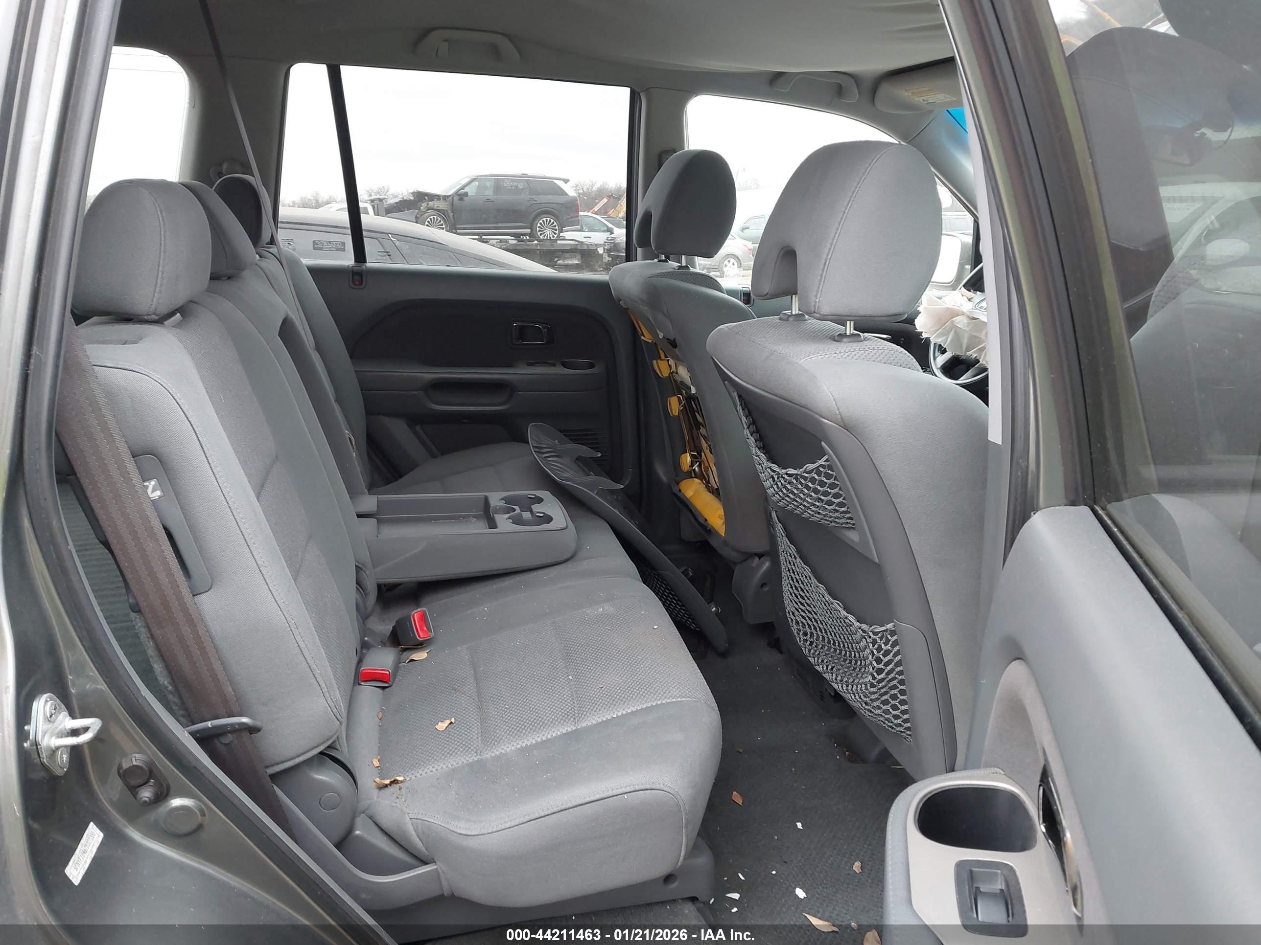 HONDA PILOT image 8