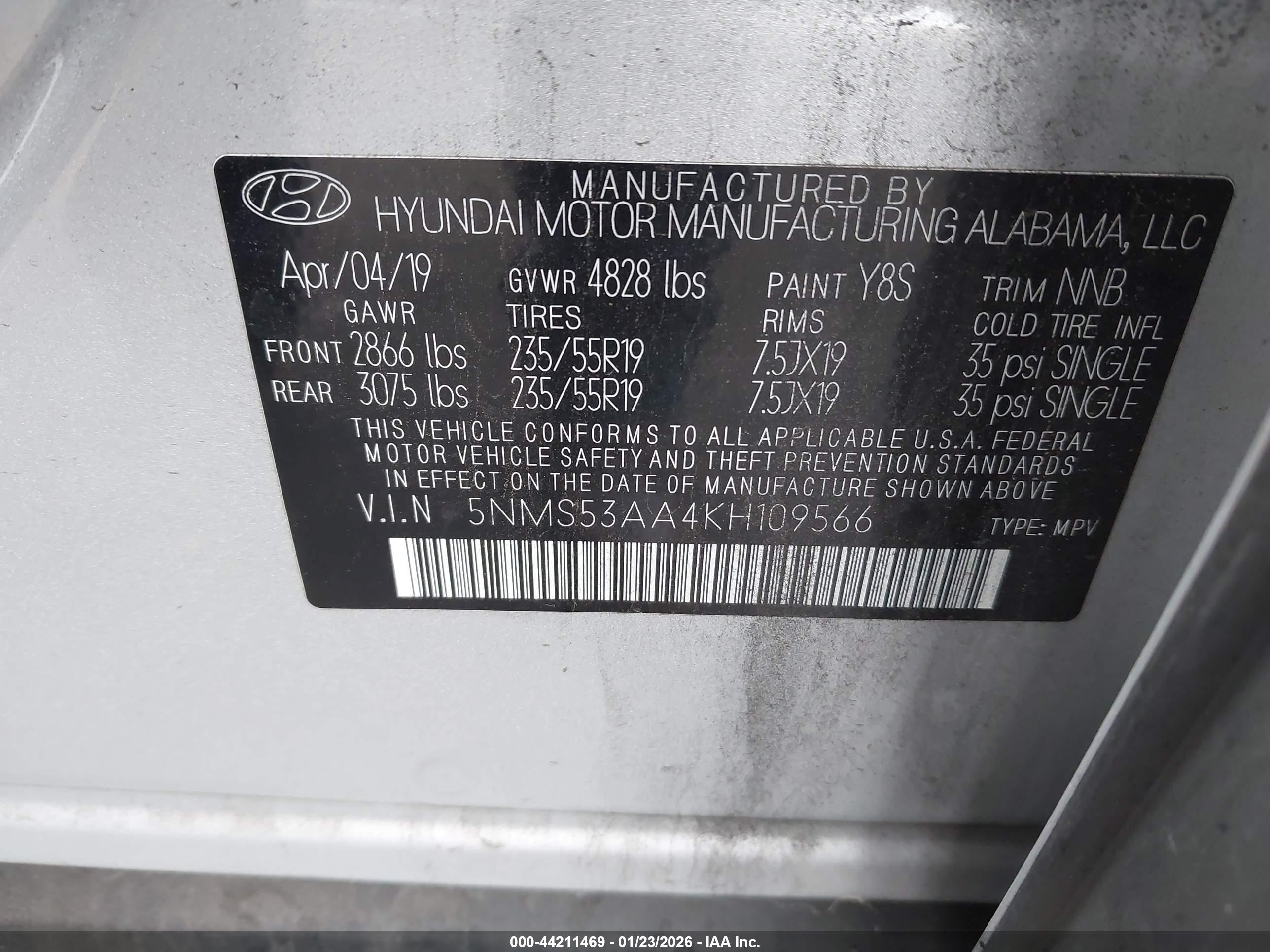 HYUNDAI SANTA image 9