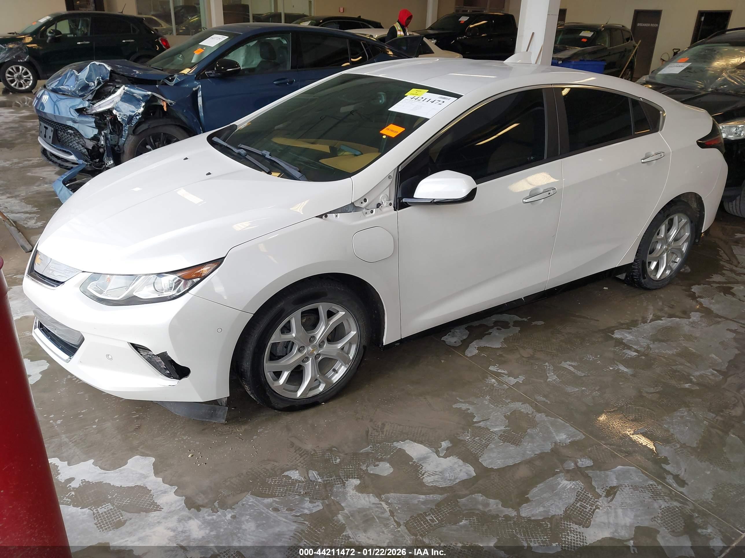 CHEVROLET VOLT image 2