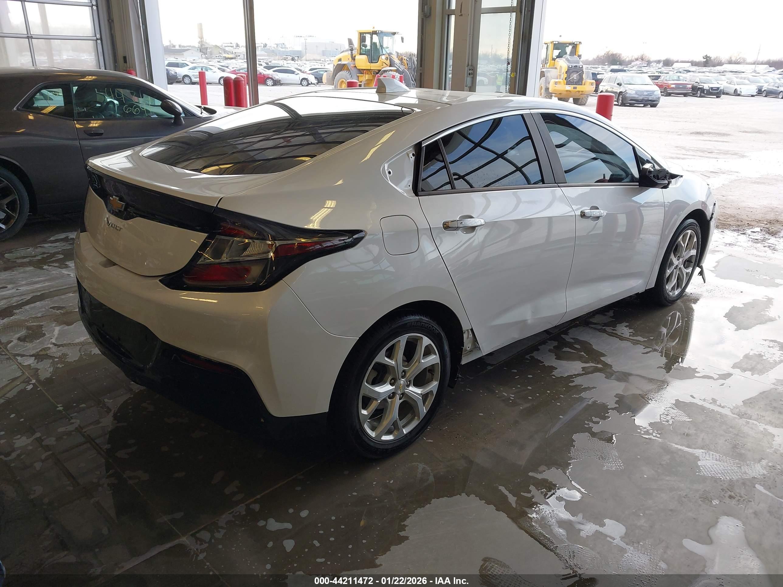 CHEVROLET VOLT image 4