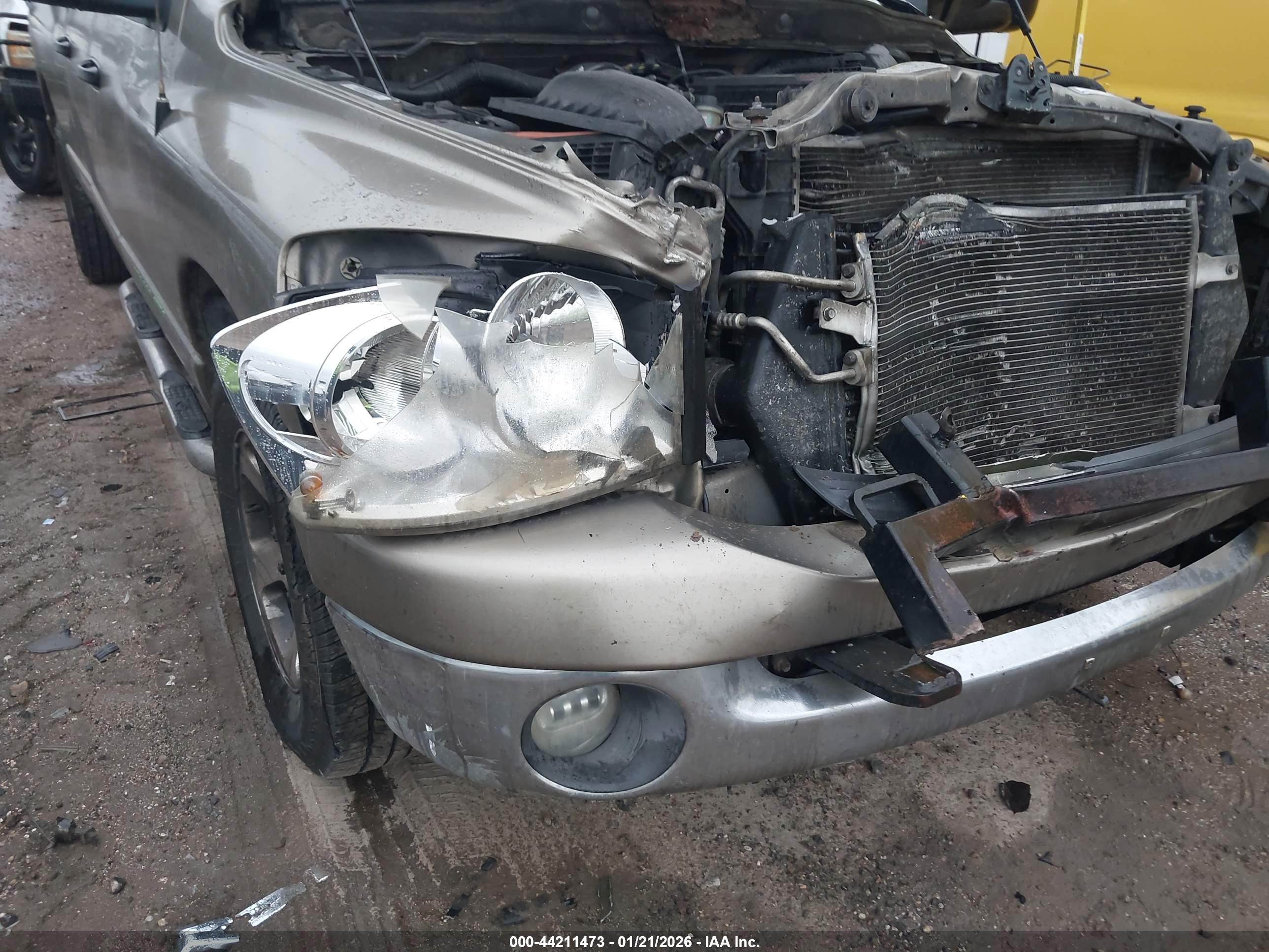 DODGE RAM image 6