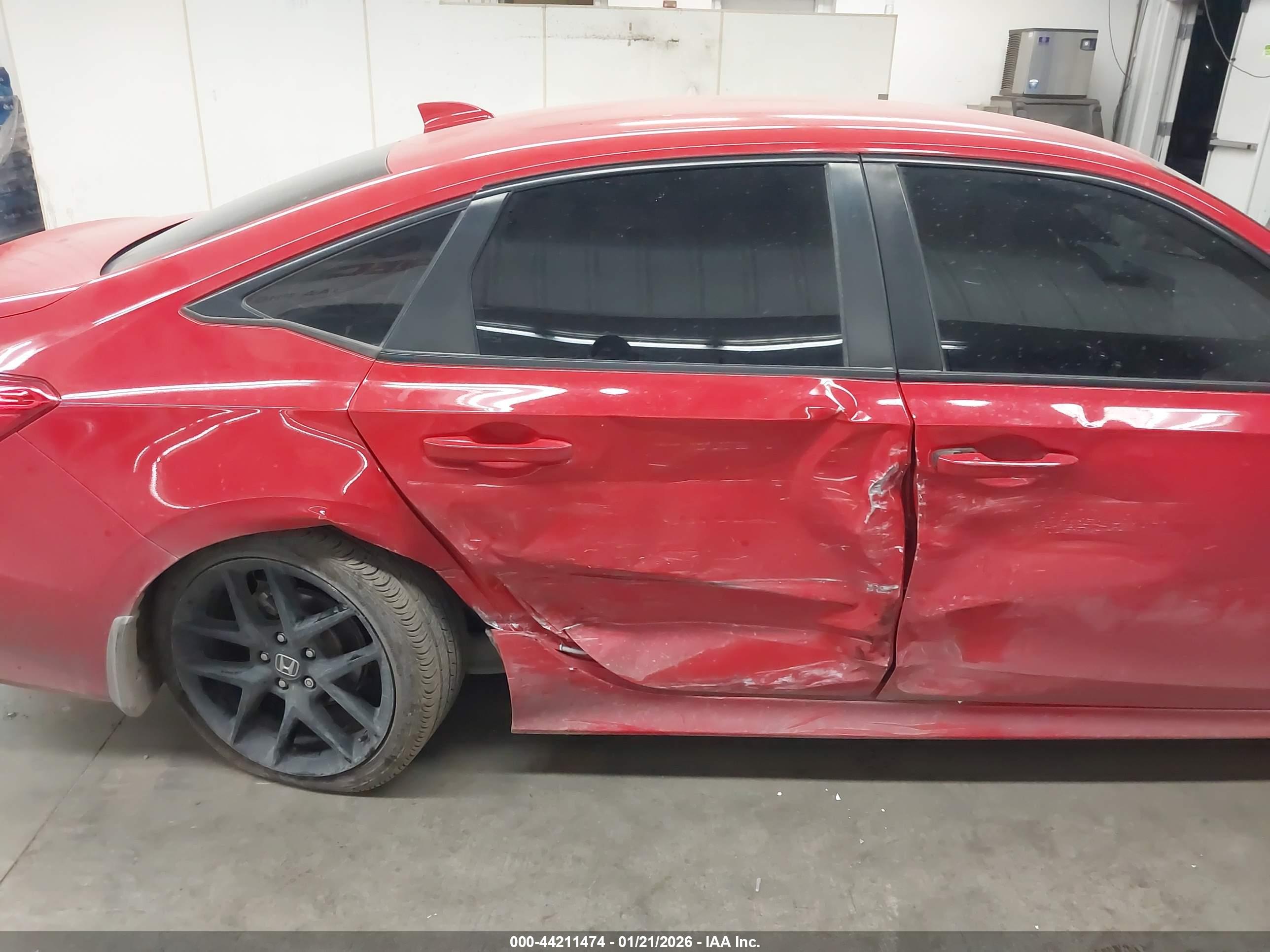 HONDA CIVIC image 6