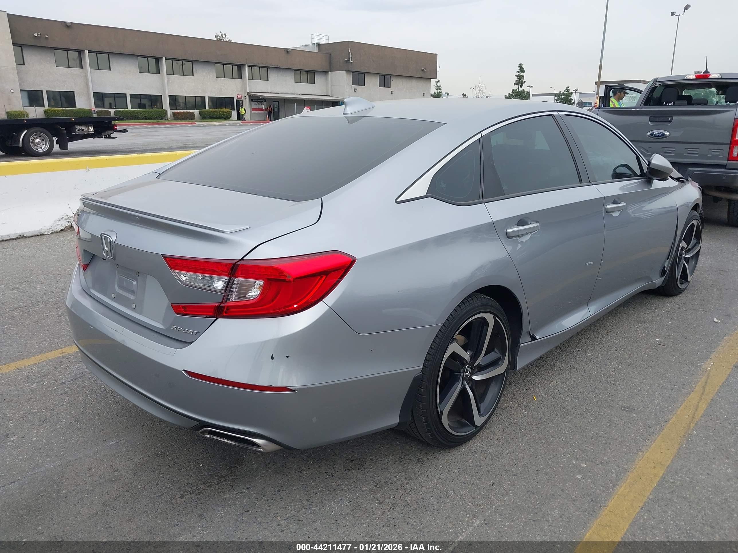 HONDA ACCORD image 4