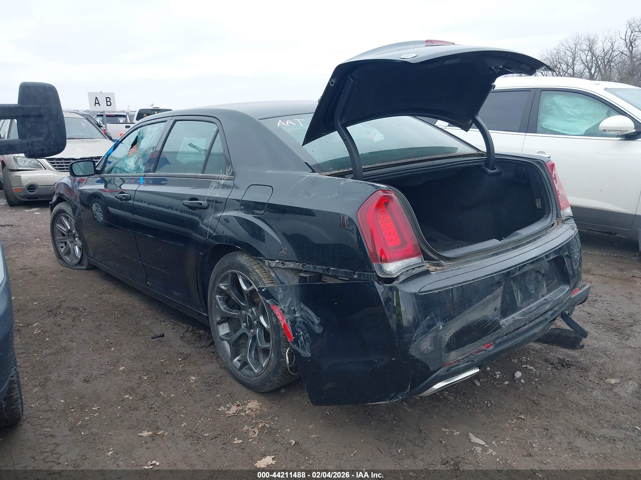 CHRYSLER 300 image 3