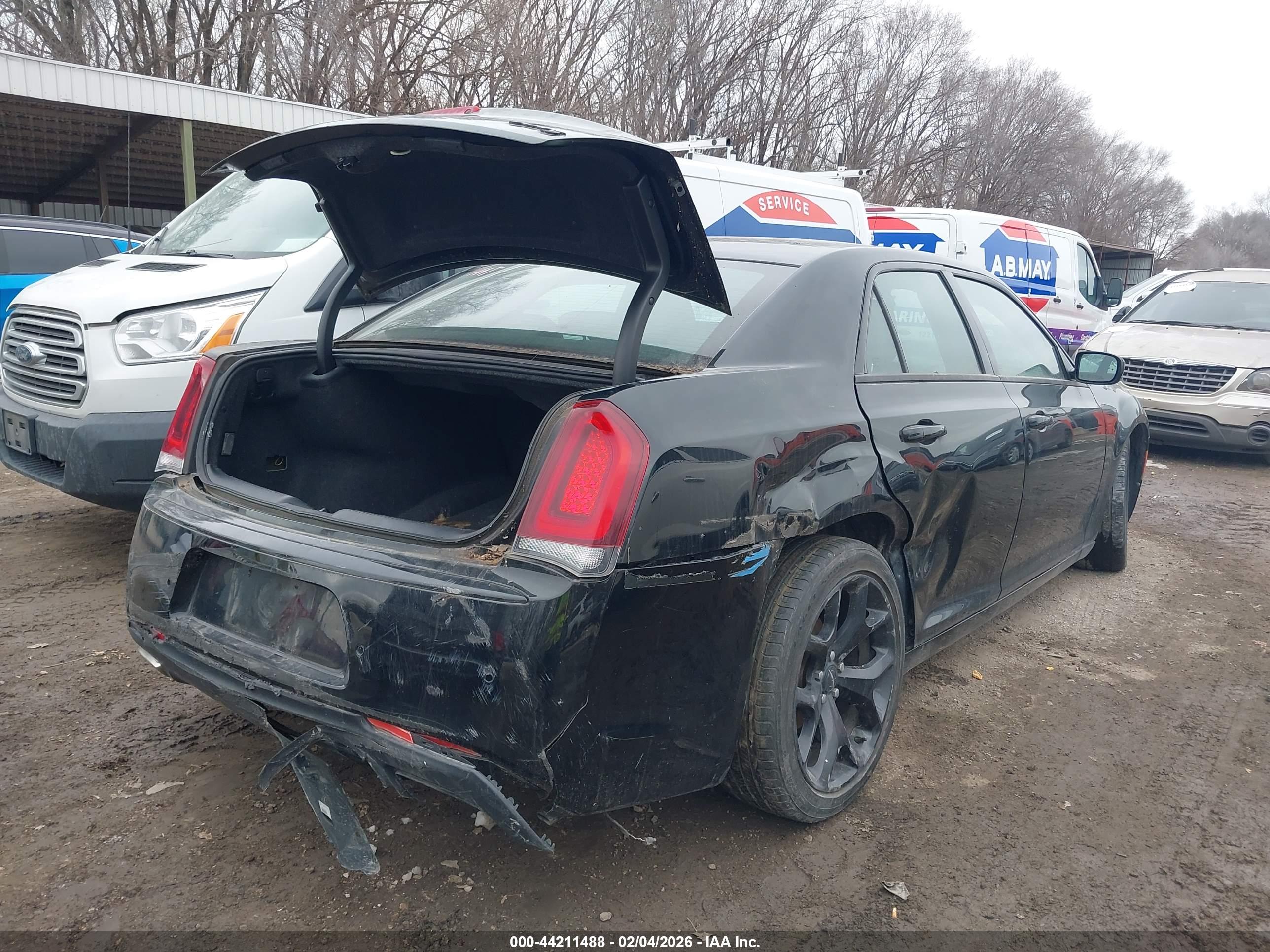 CHRYSLER 300 image 4