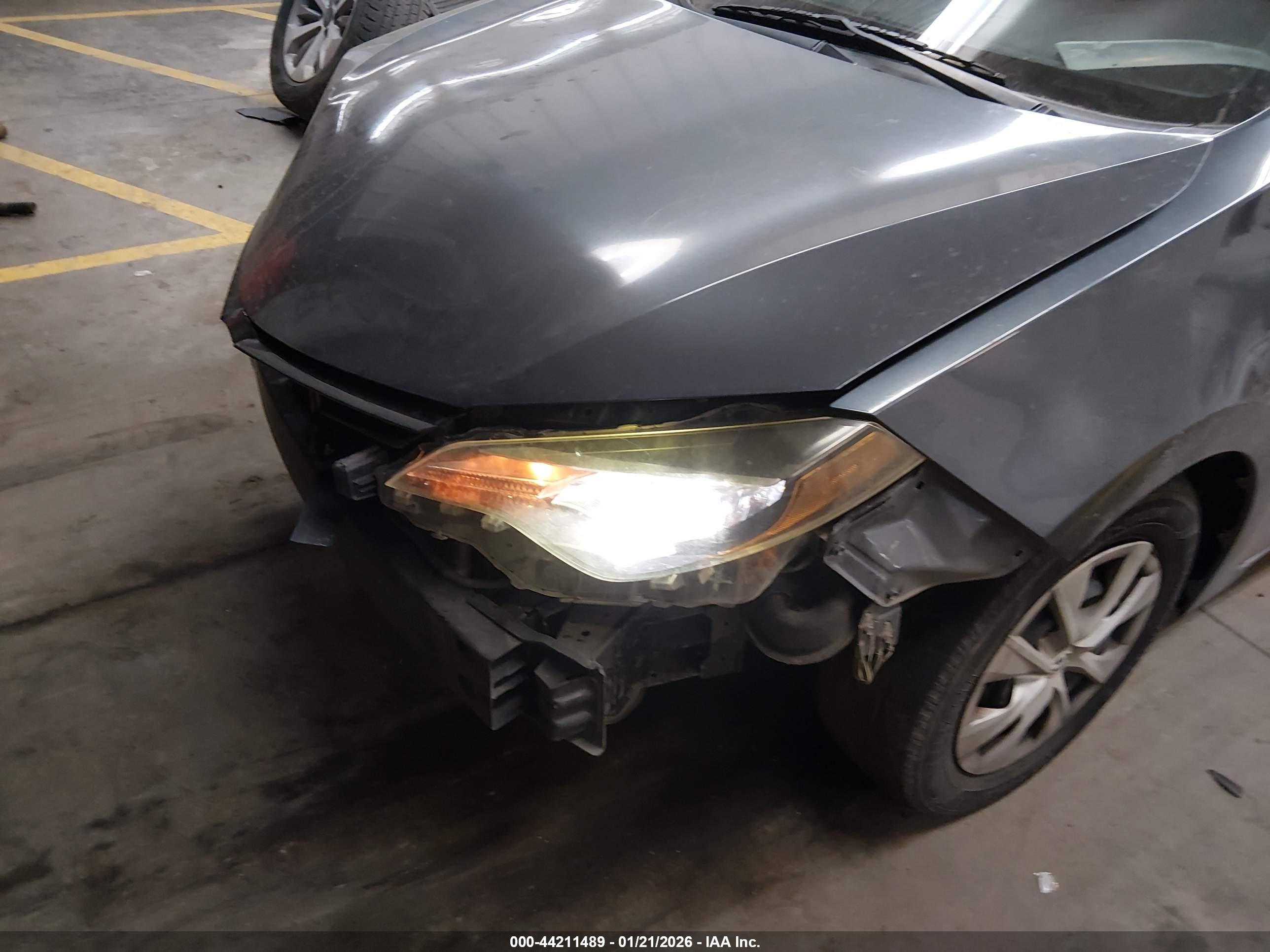 TOYOTA COROLLA image 6