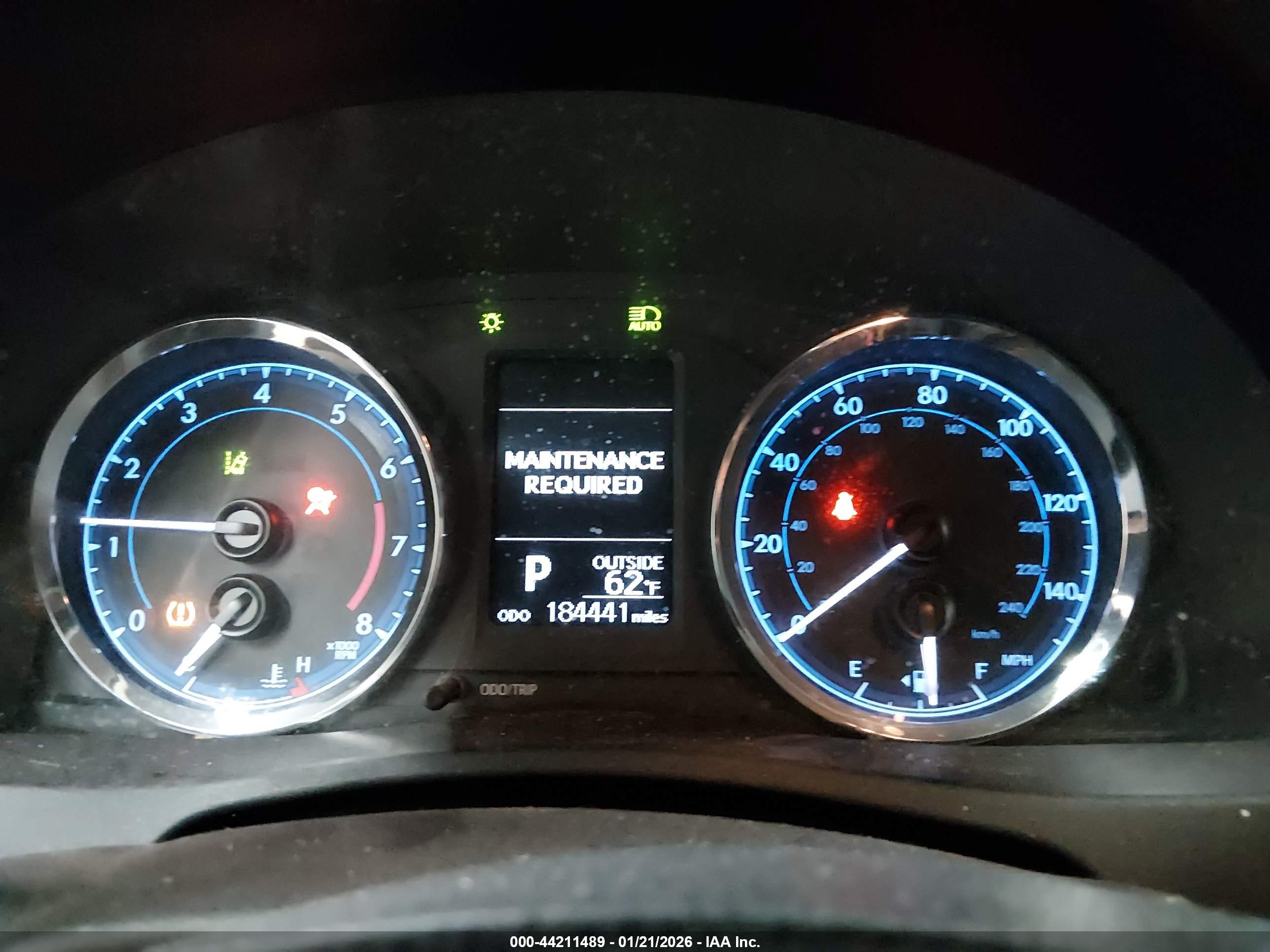 TOYOTA COROLLA image 7