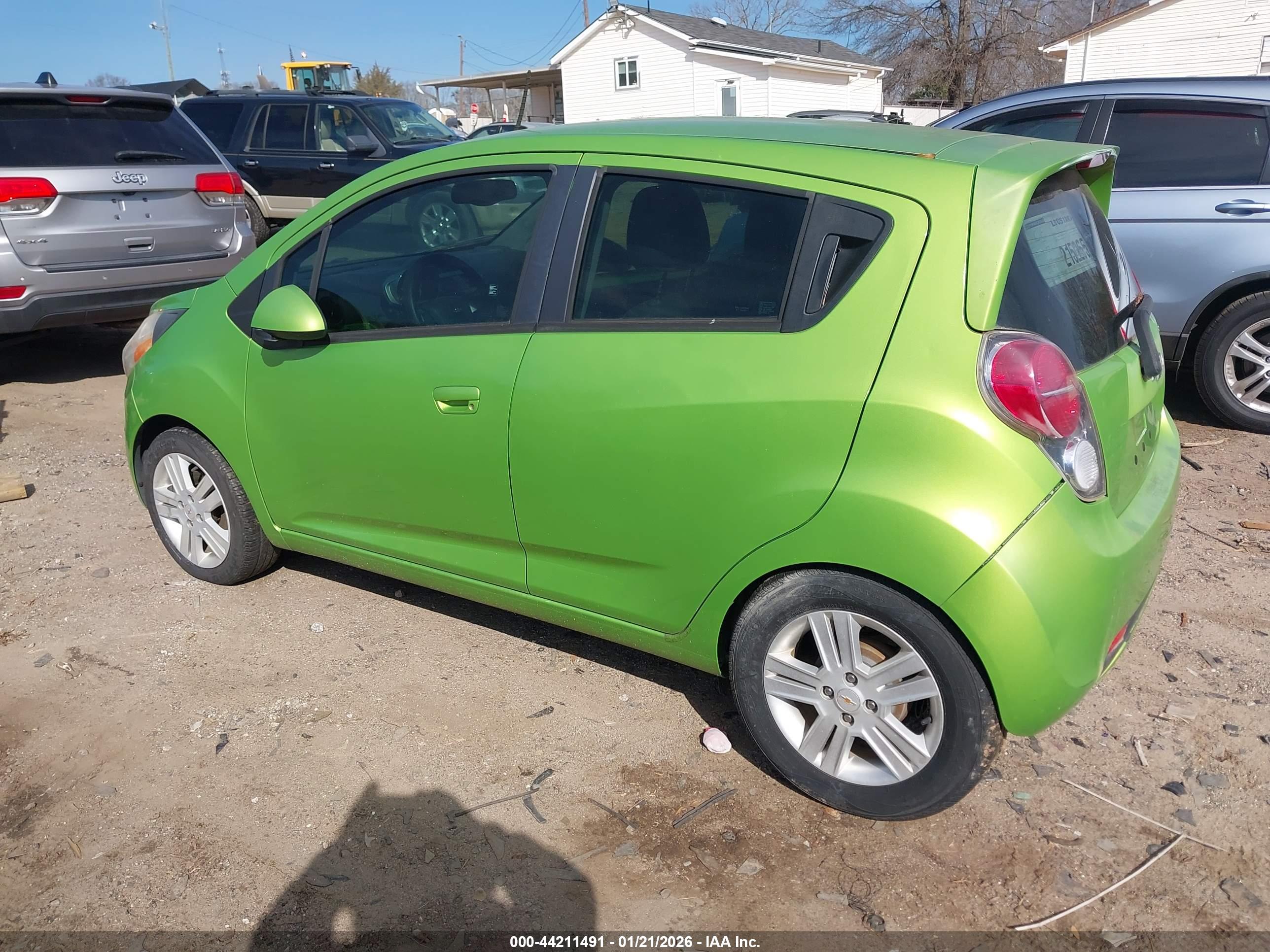 CHEVROLET SPARK image 3