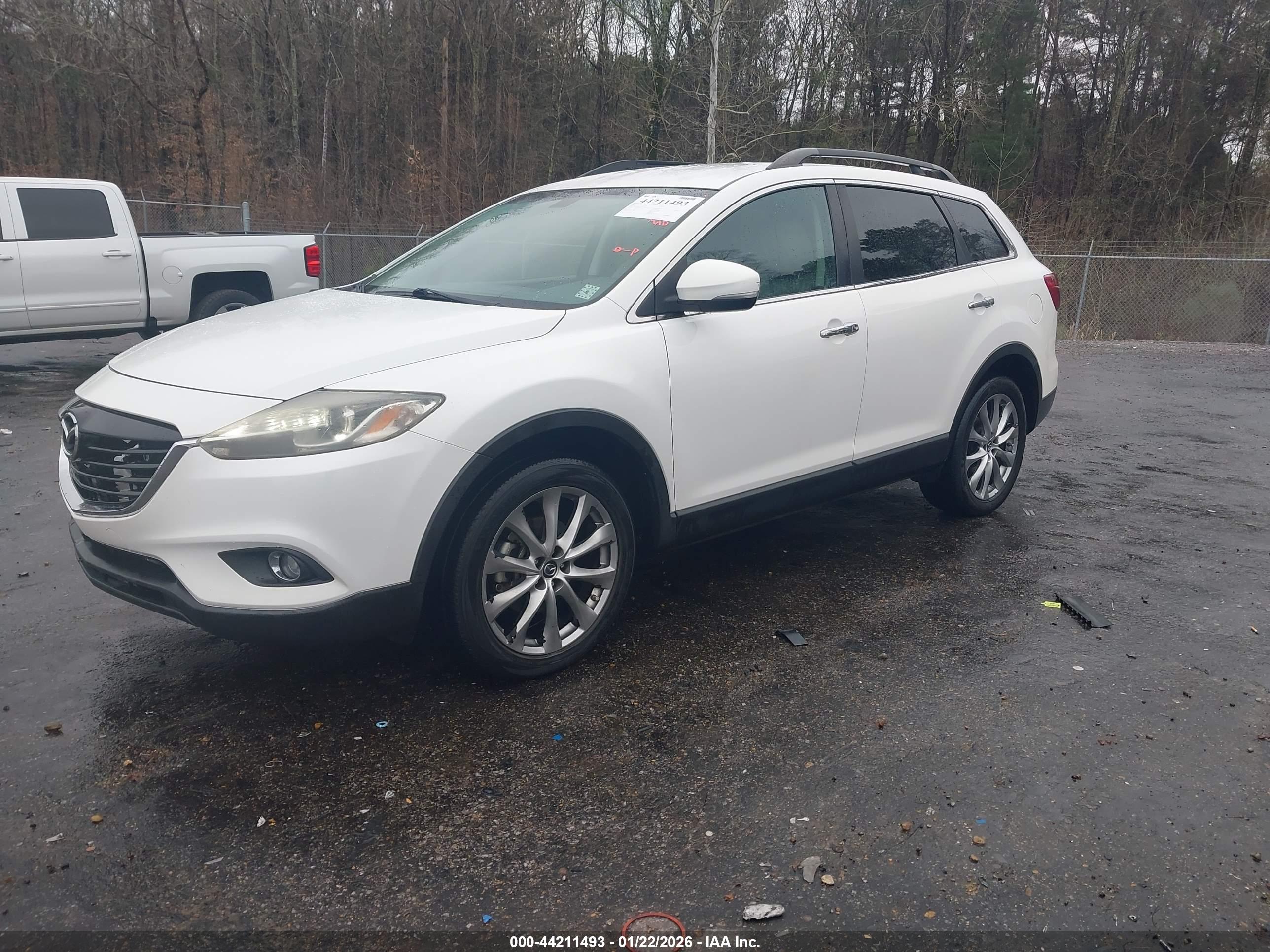 MAZDA CX-9 image 2