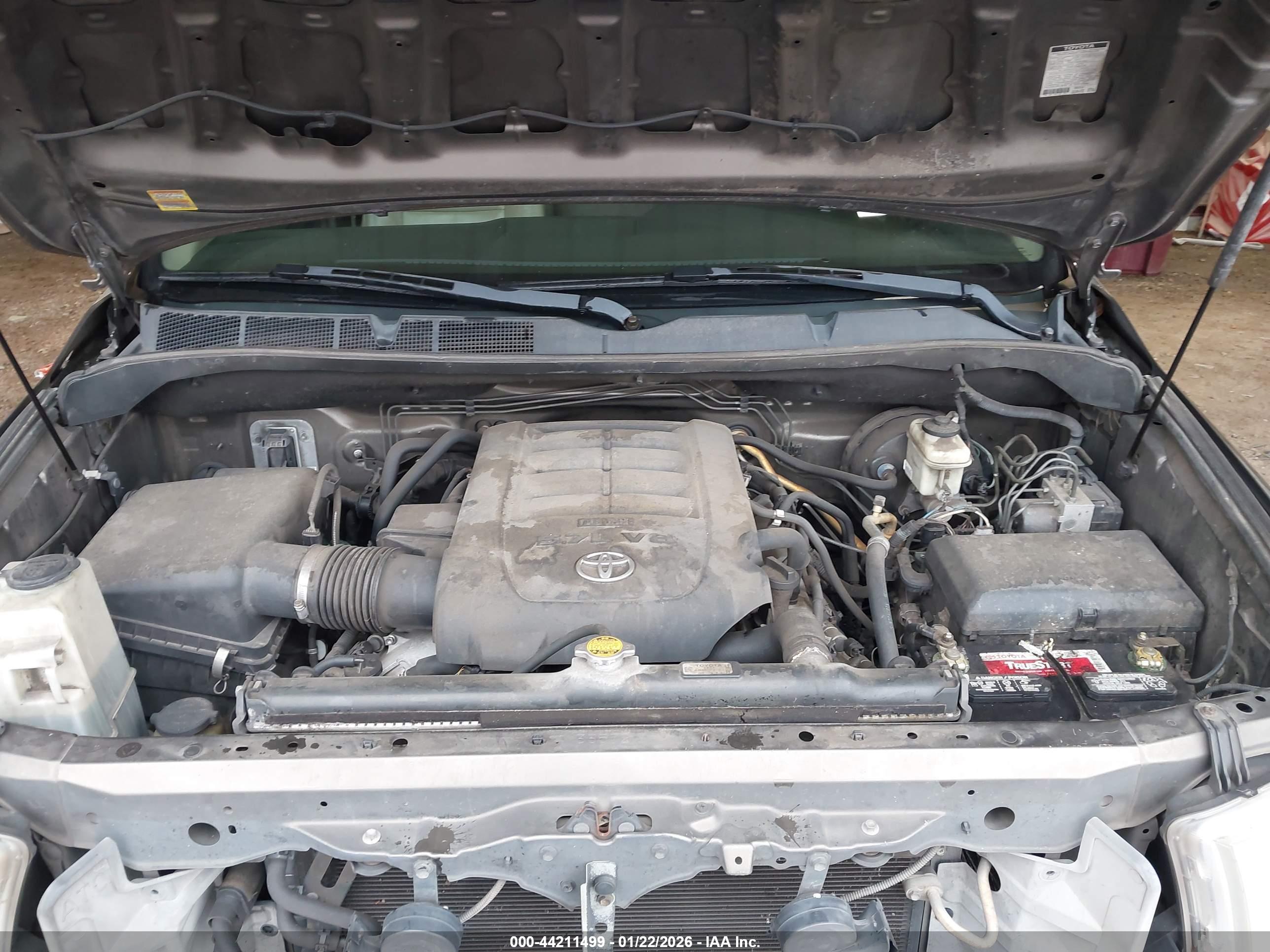 TOYOTA TUNDRA image 10