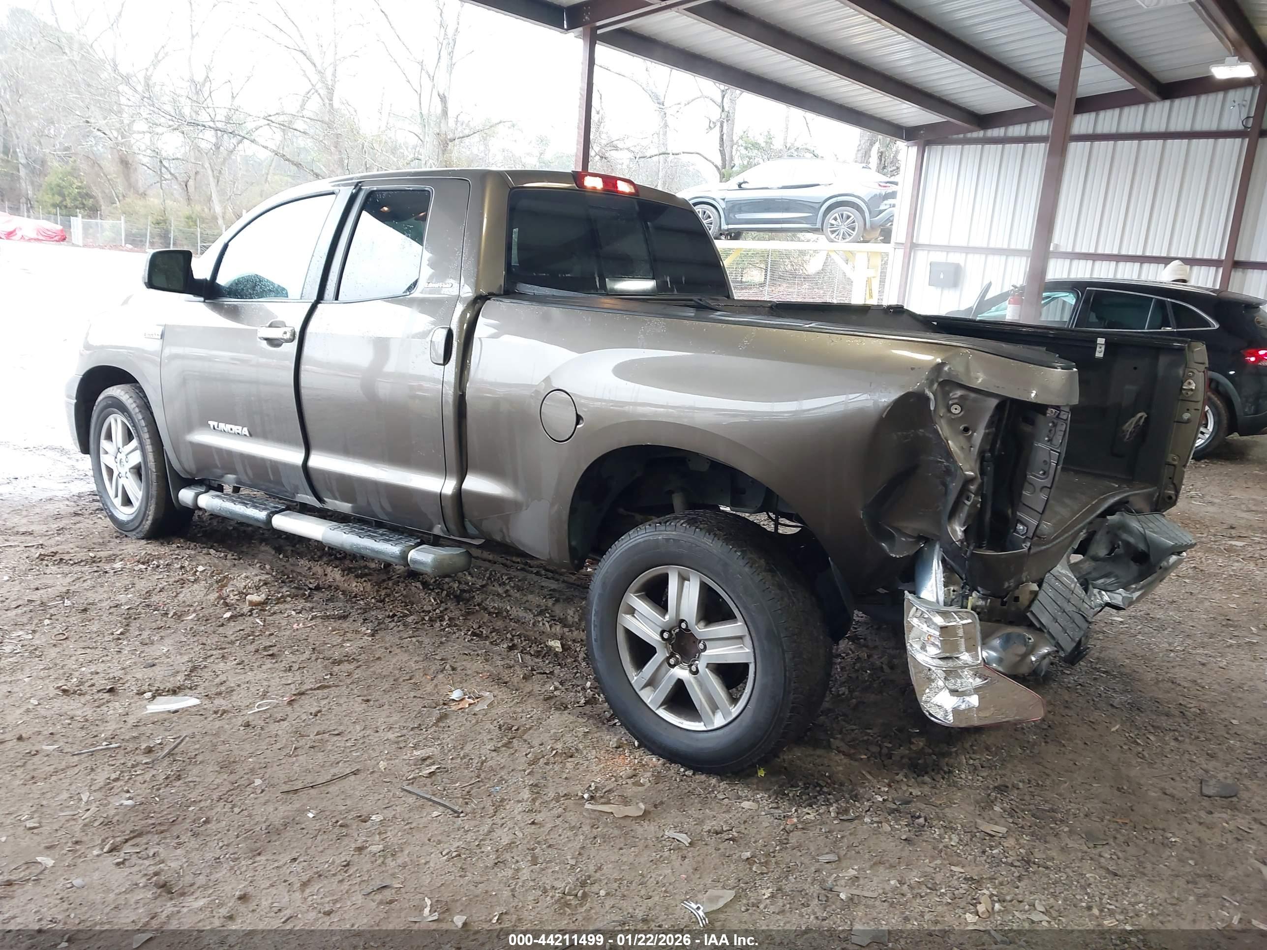 TOYOTA TUNDRA image 3