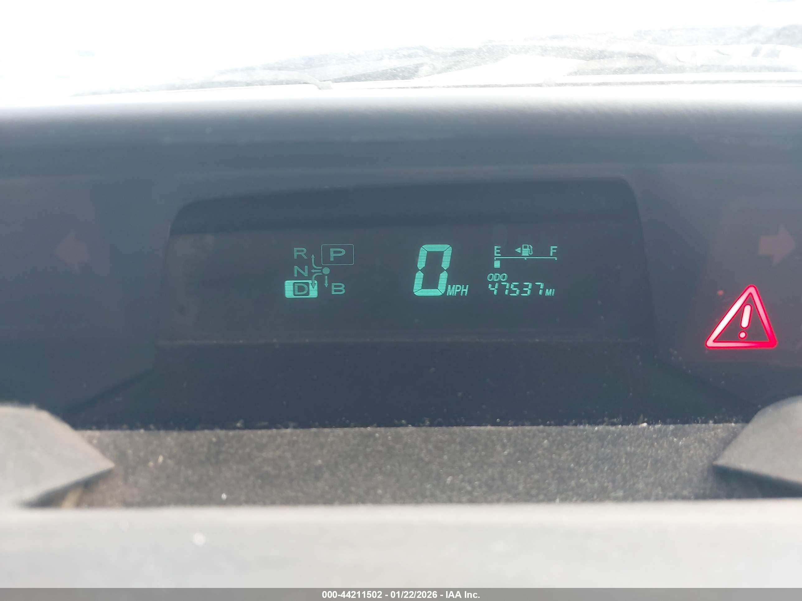 TOYOTA PRIUS image 7