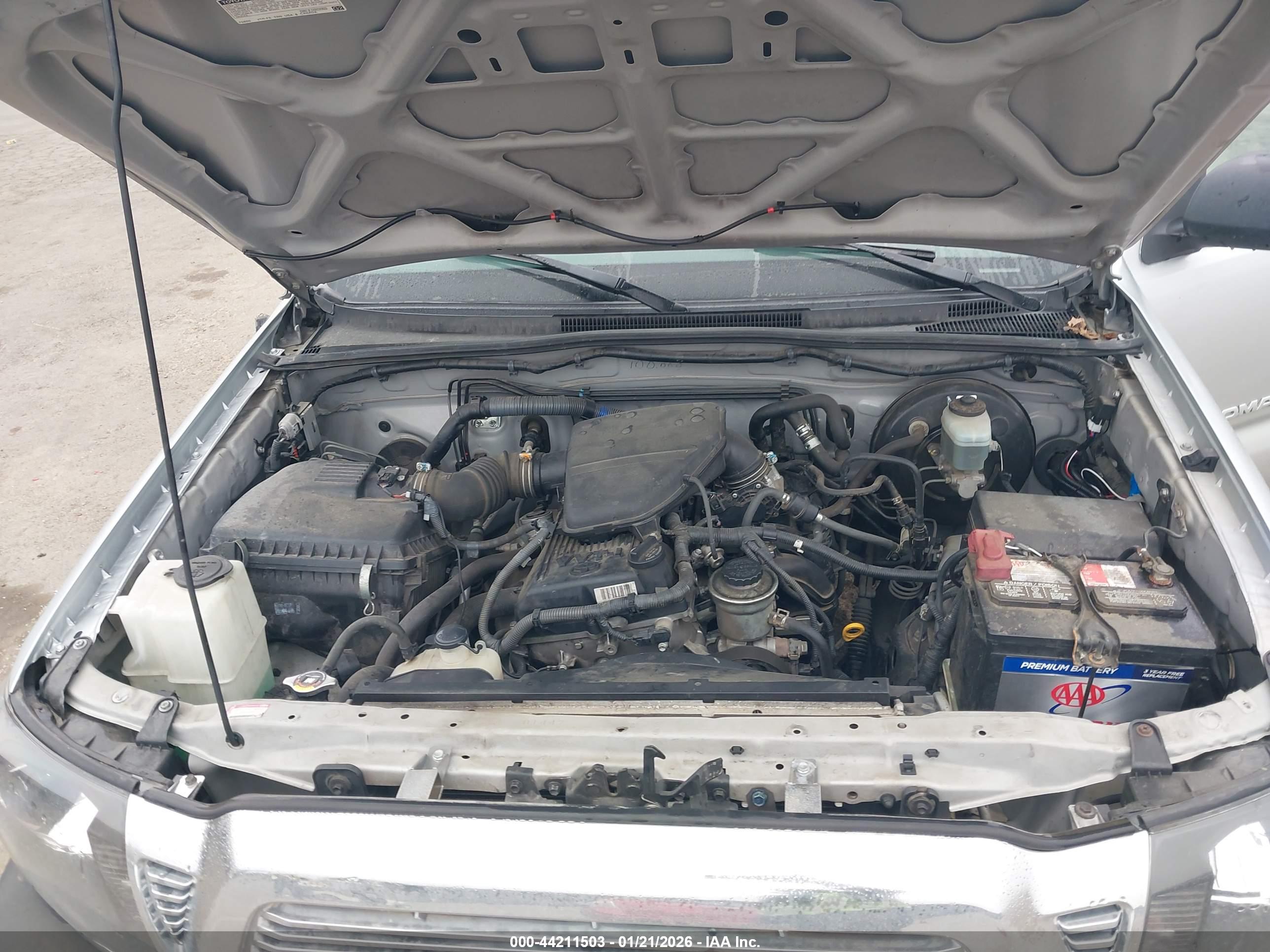 TOYOTA TACOMA image 10