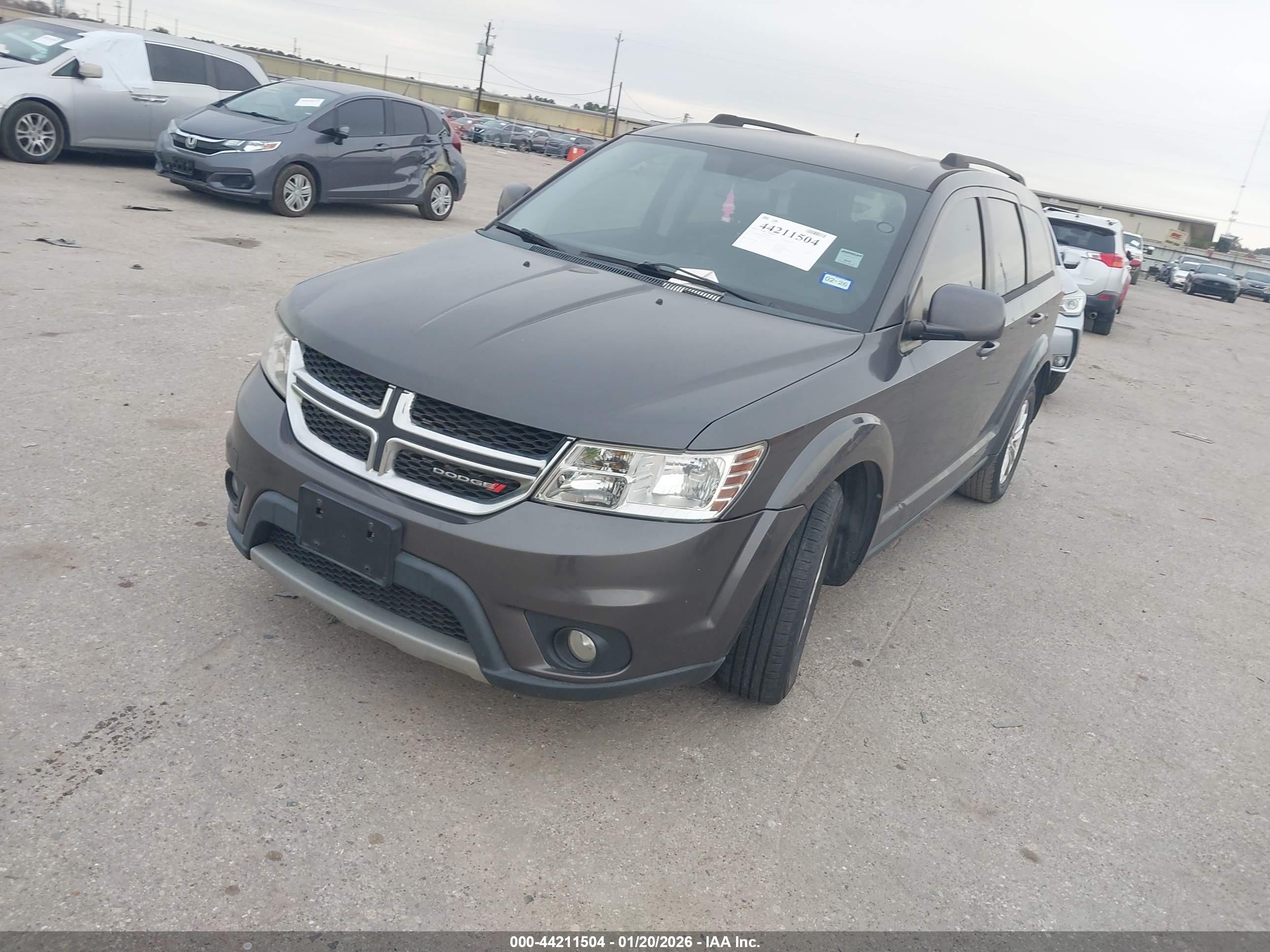 DODGE JOURNEY image 2