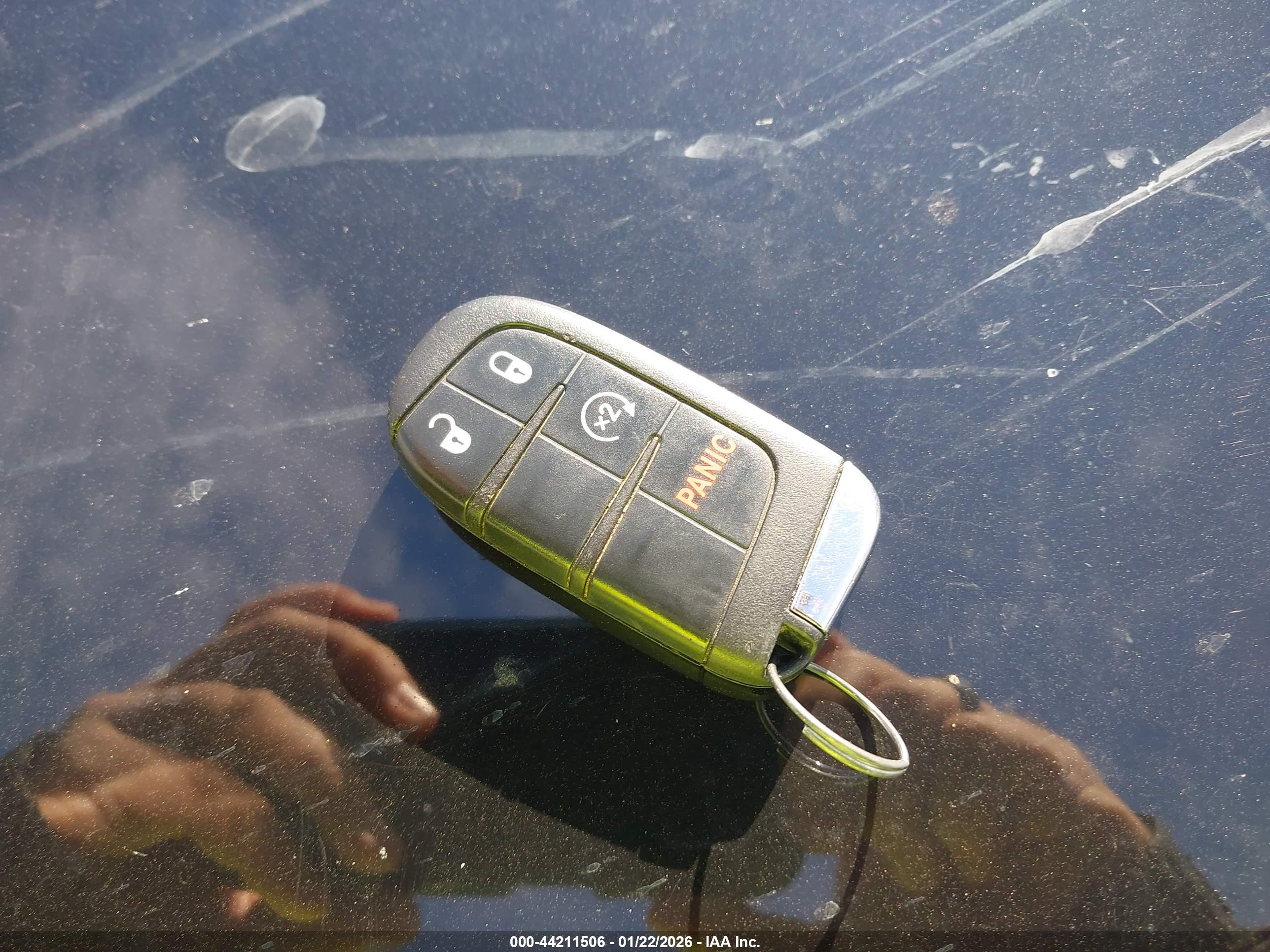 JEEP RENEGADE image 11