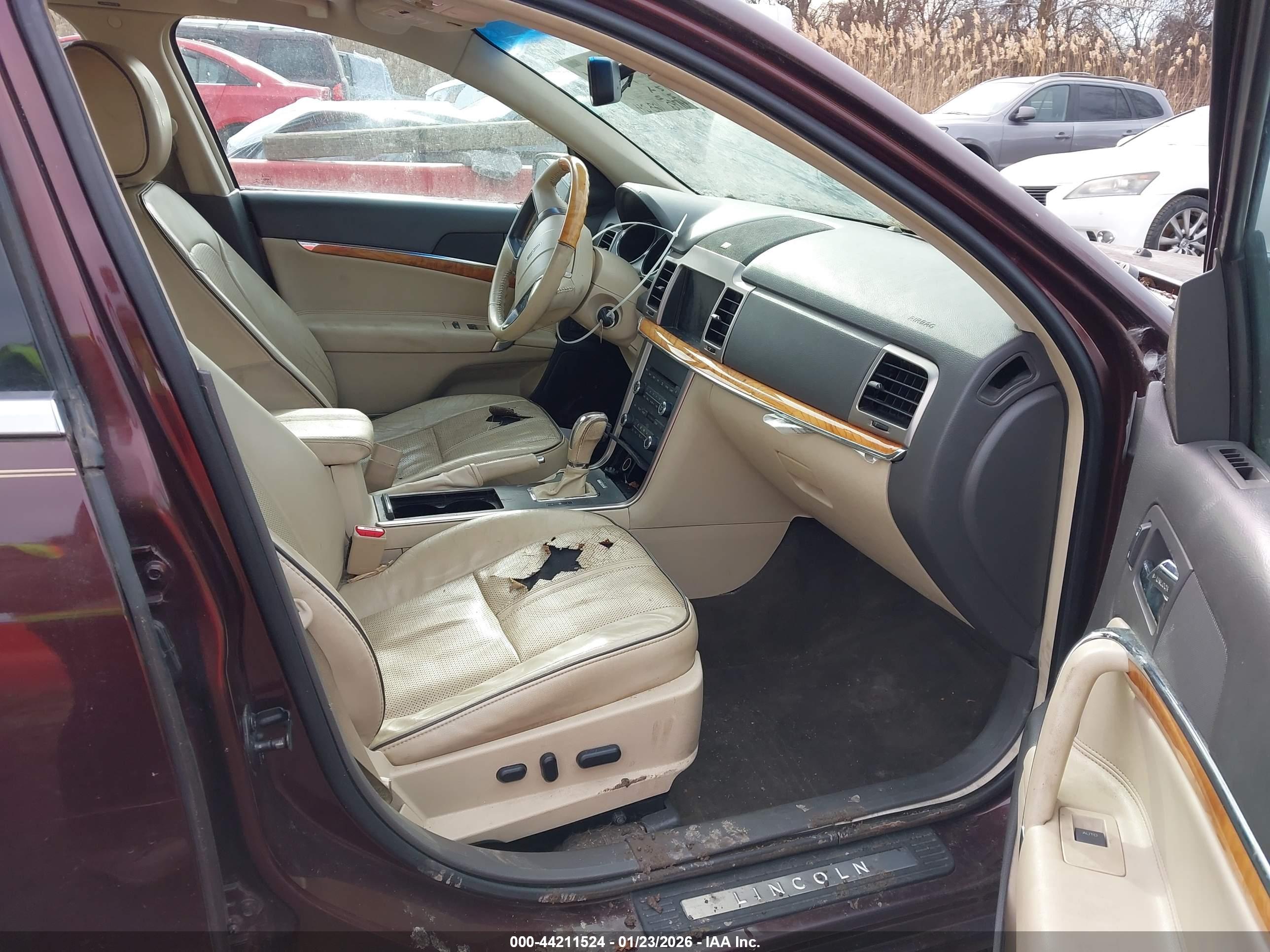 LINCOLN MKZ image 5