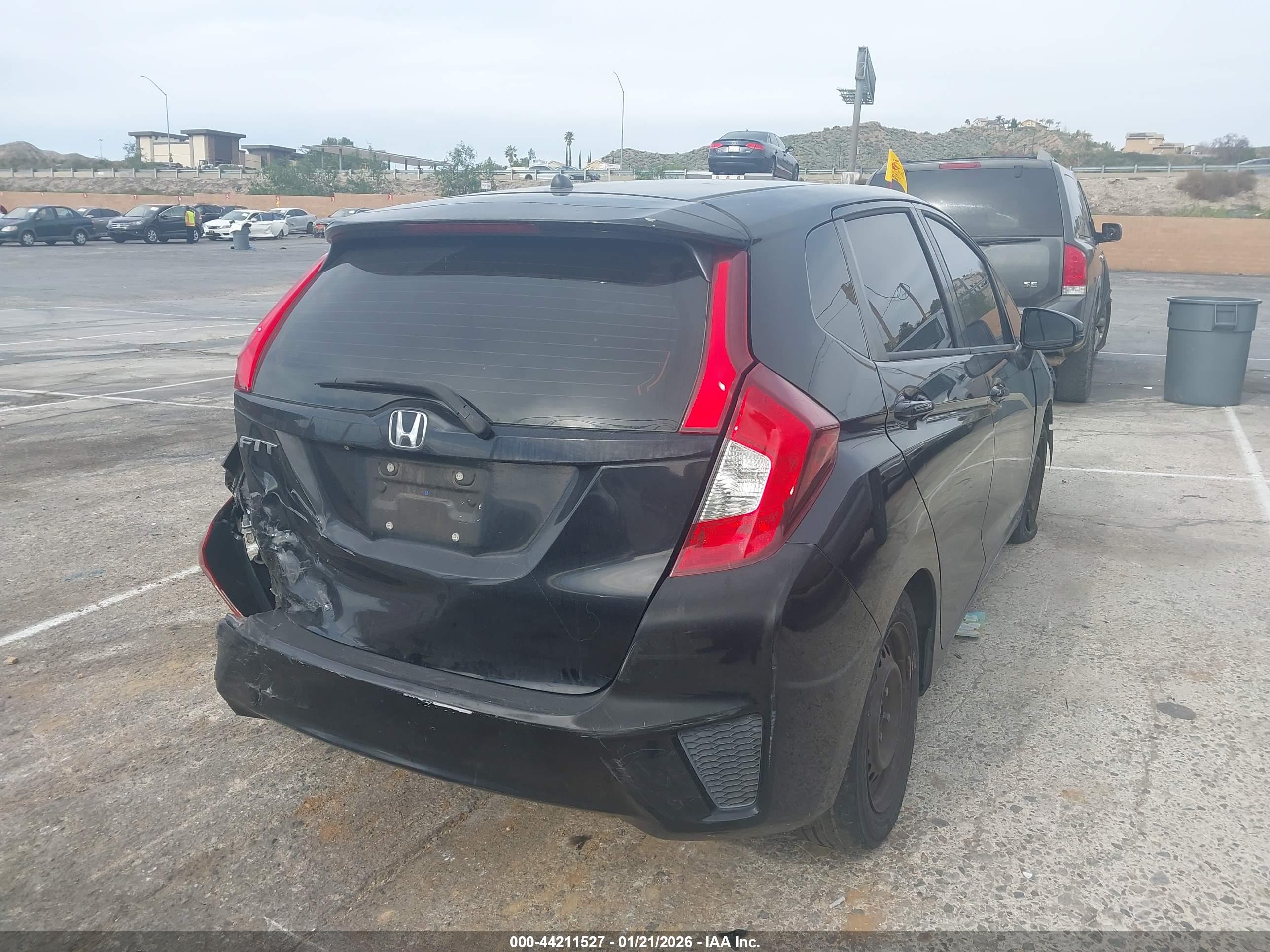 HONDA FIT image 4