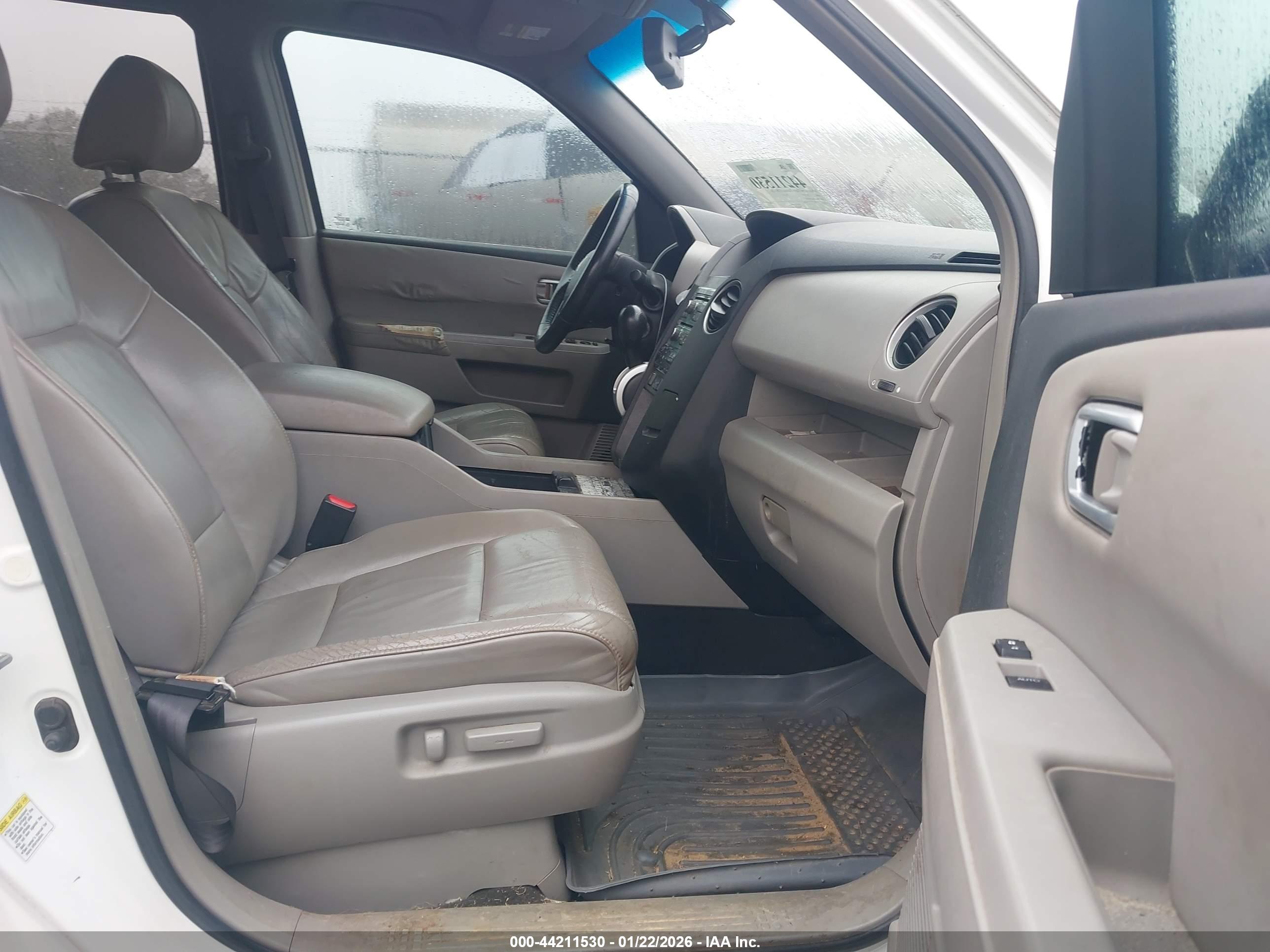 HONDA PILOT image 5