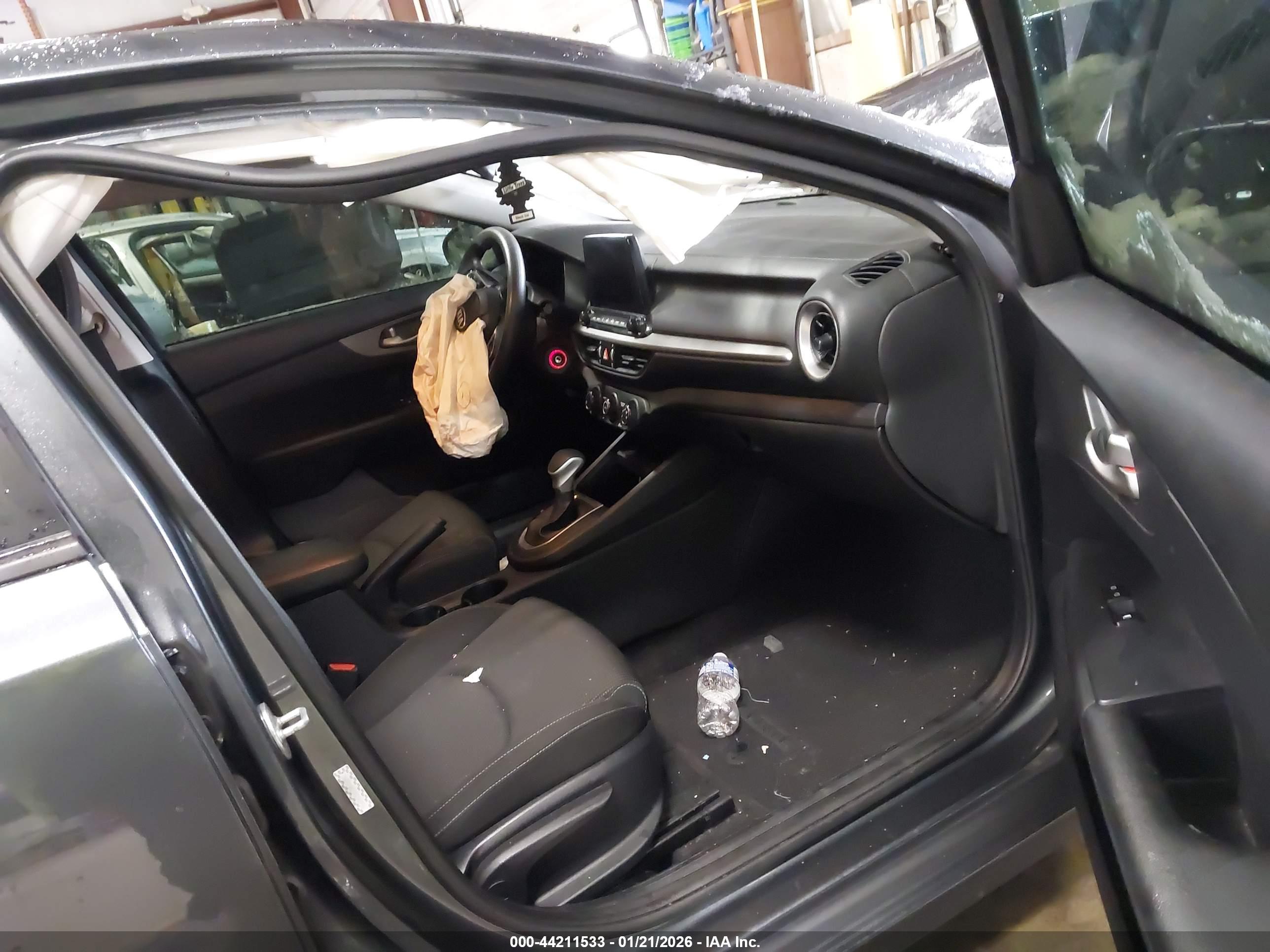 KIA FORTE image 5