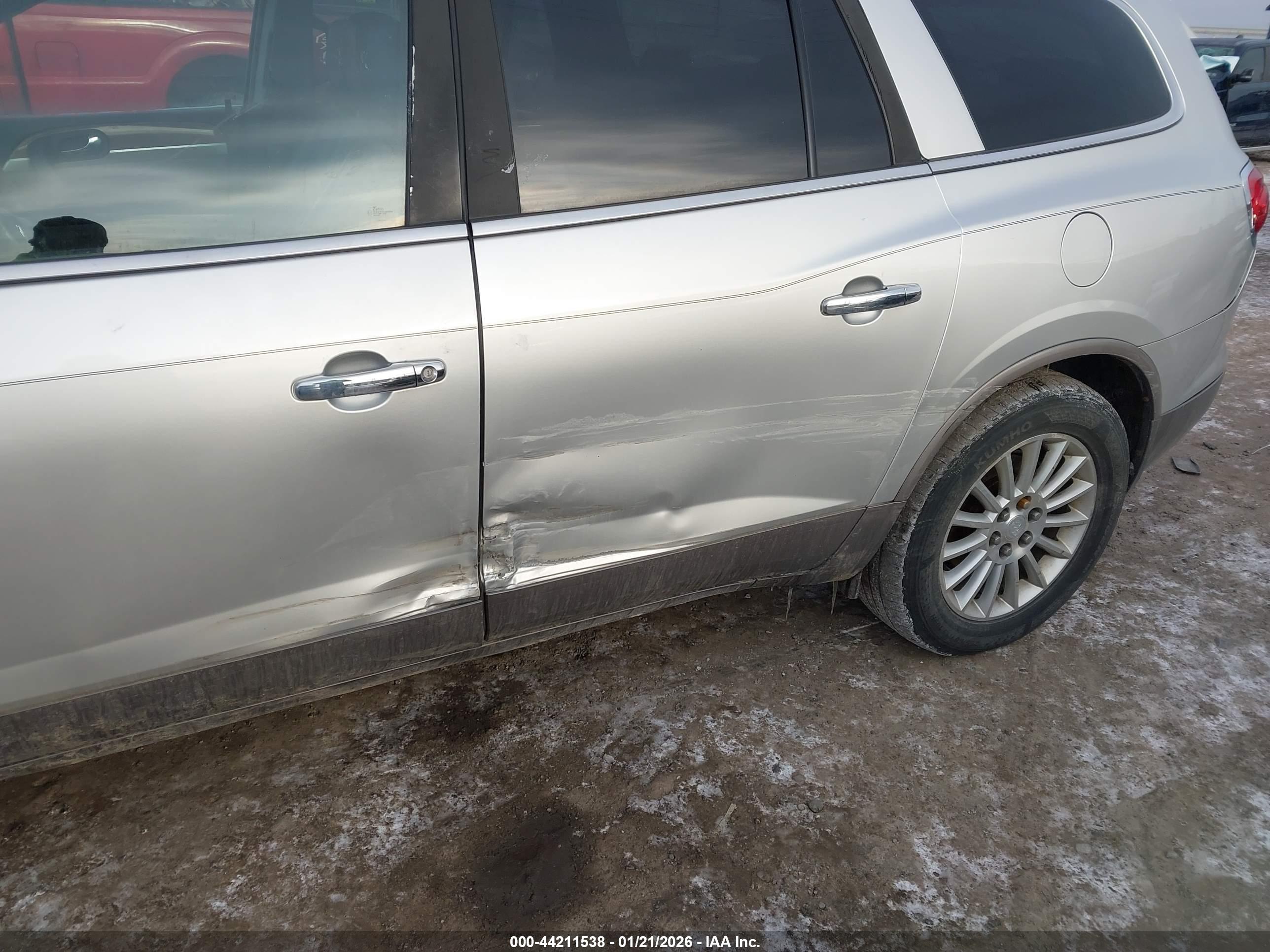 BUICK ENCLAVE image 6
