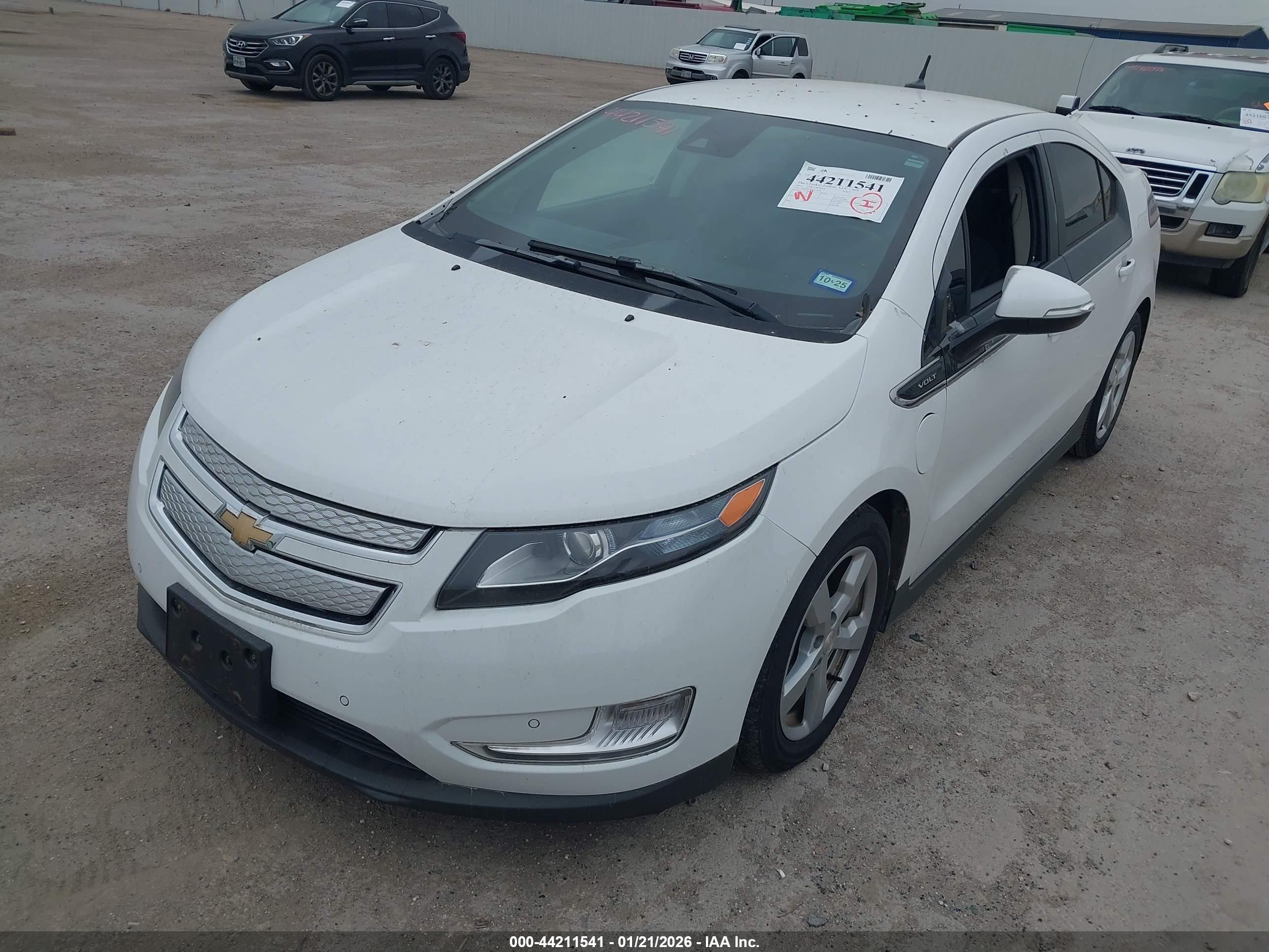 CHEVROLET VOLT image 2