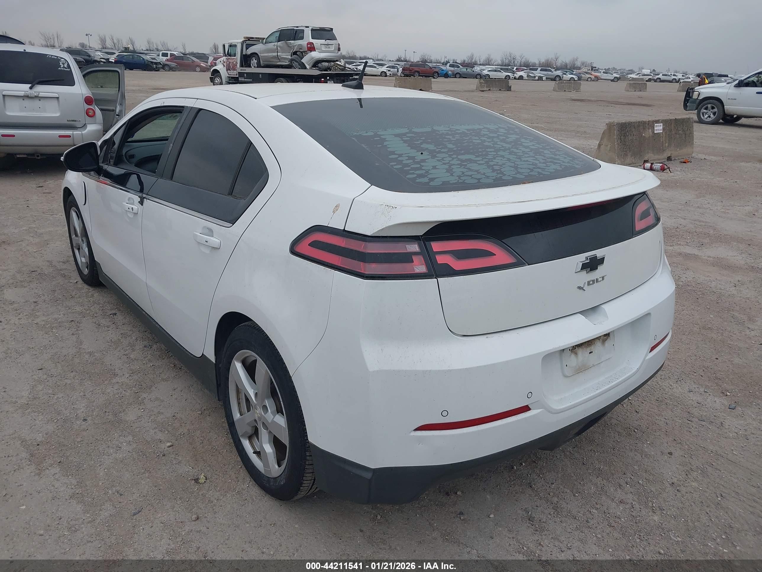 CHEVROLET VOLT image 3