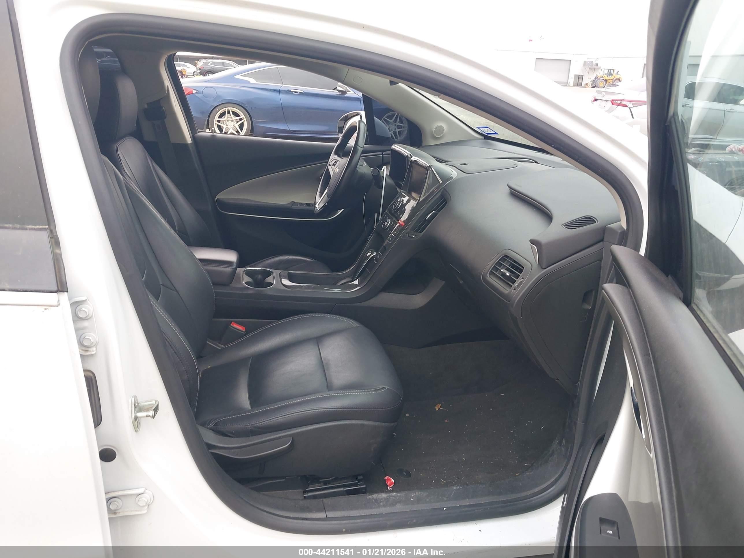 CHEVROLET VOLT image 5